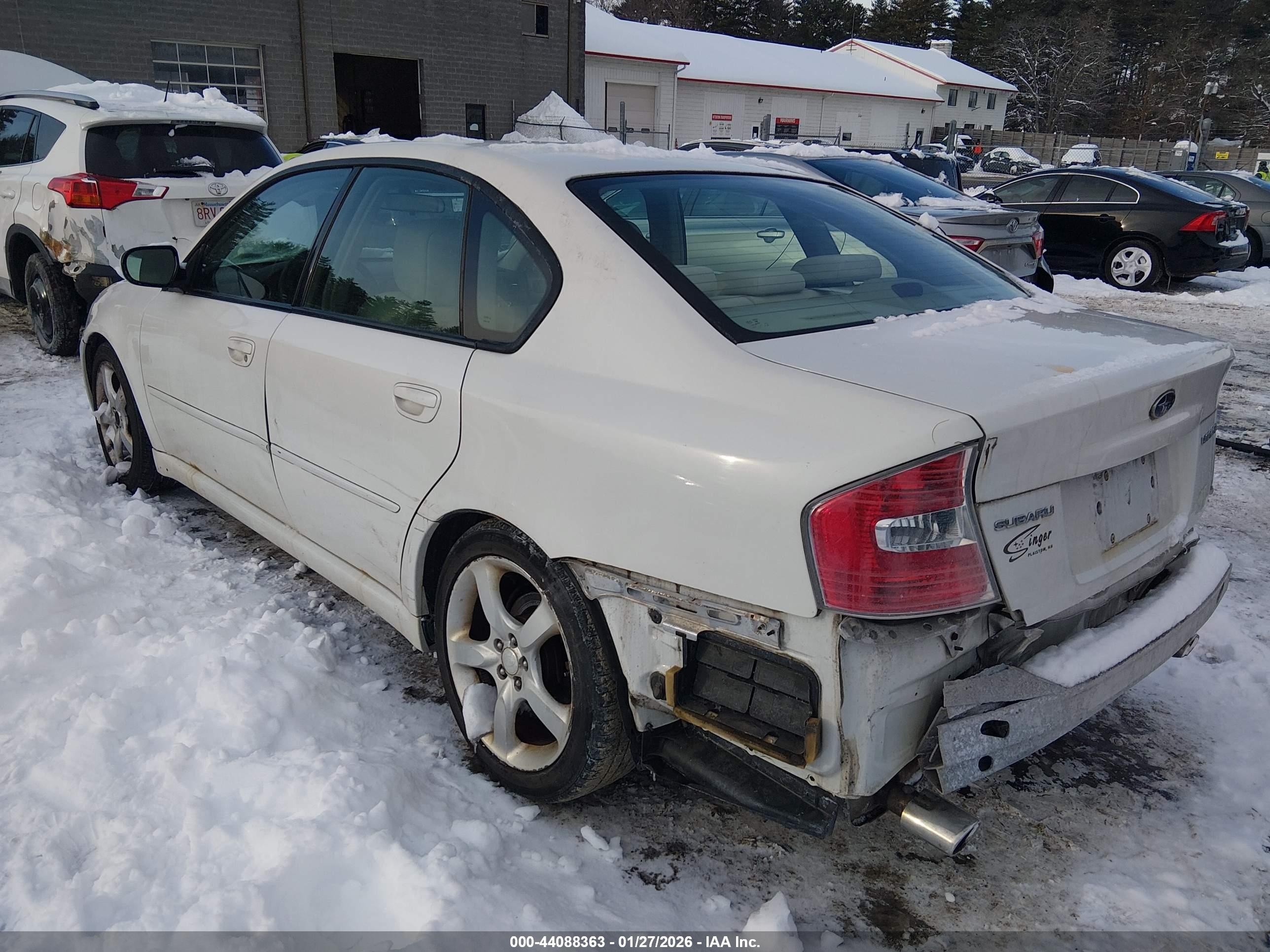 SUBARU LEGACY image 3