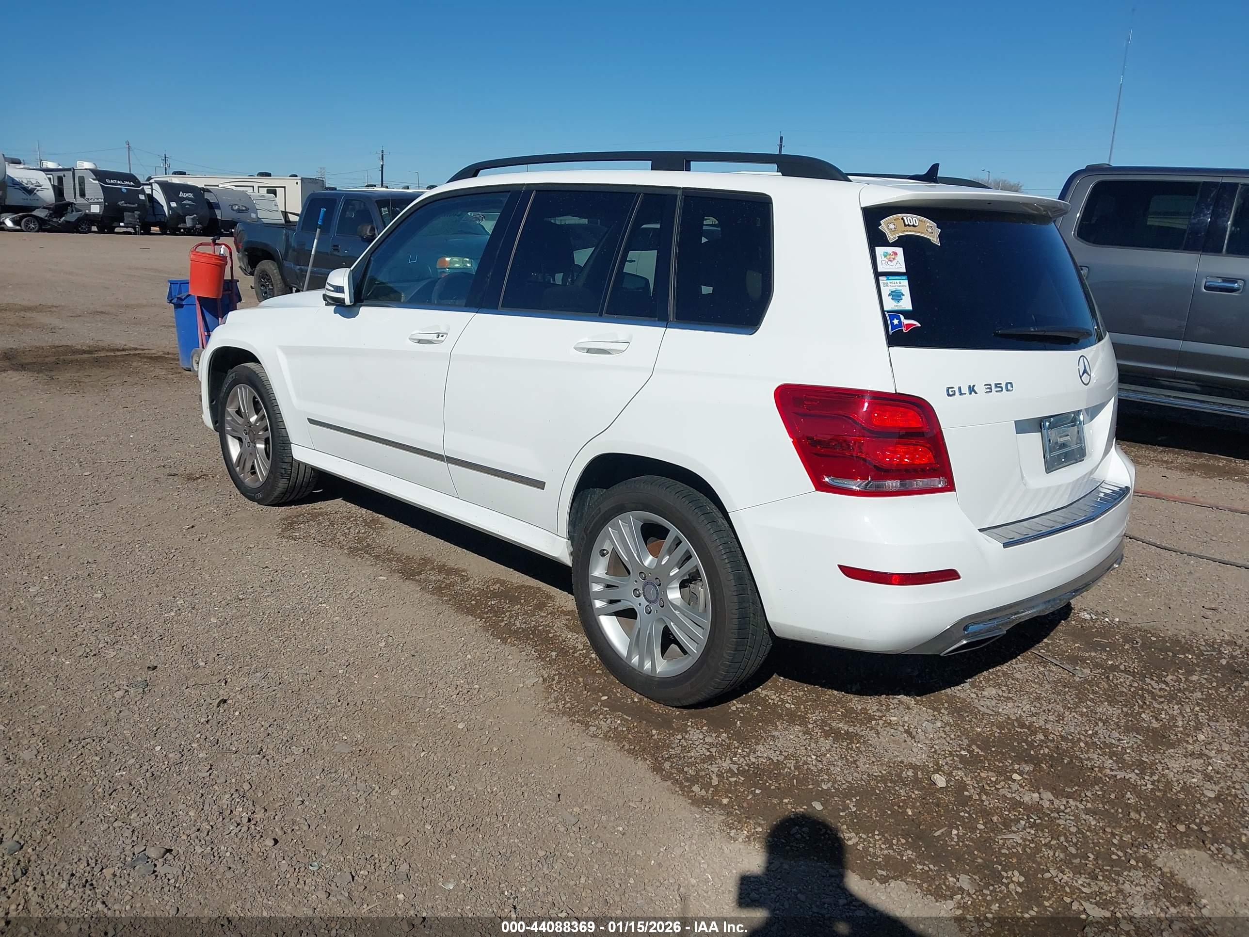 MERCEDES-BENZ GLK image 3