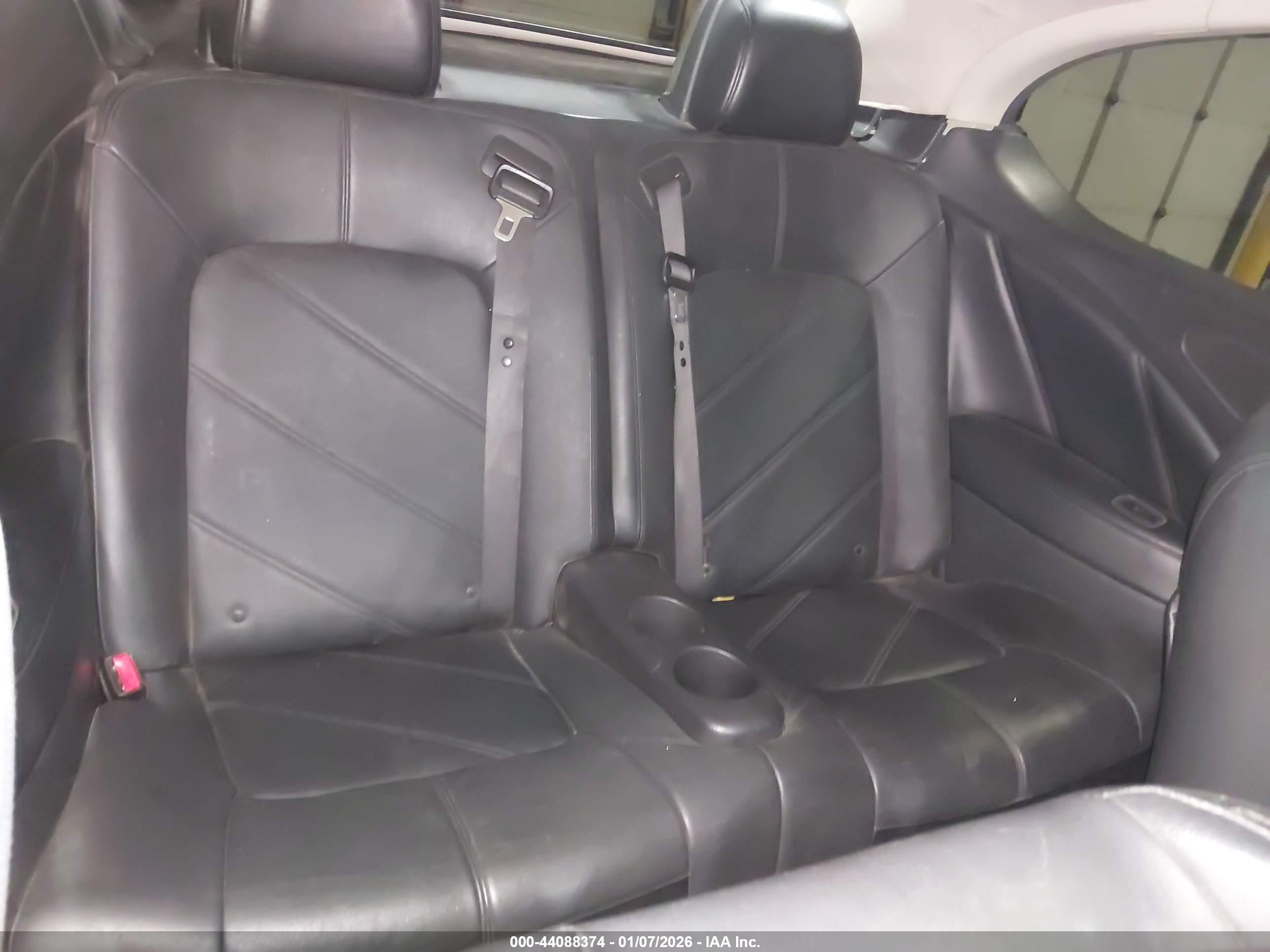 NISSAN MURANO image 8