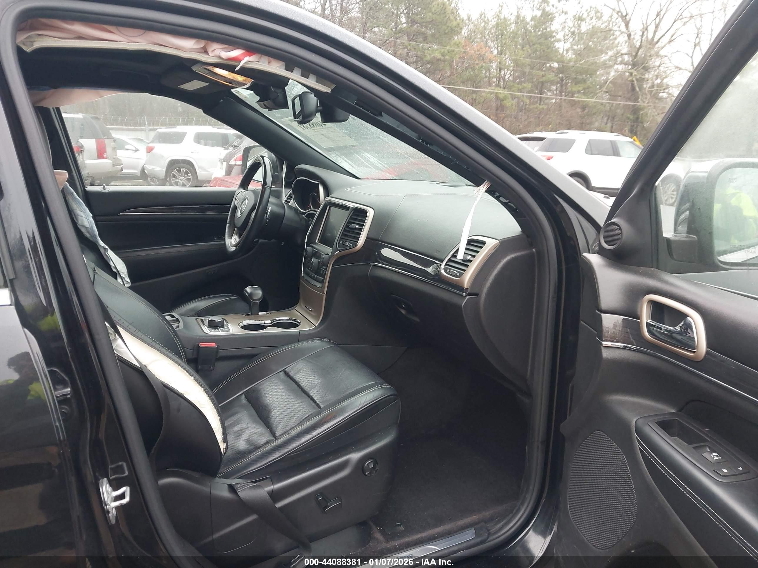 JEEP GRAND image 5