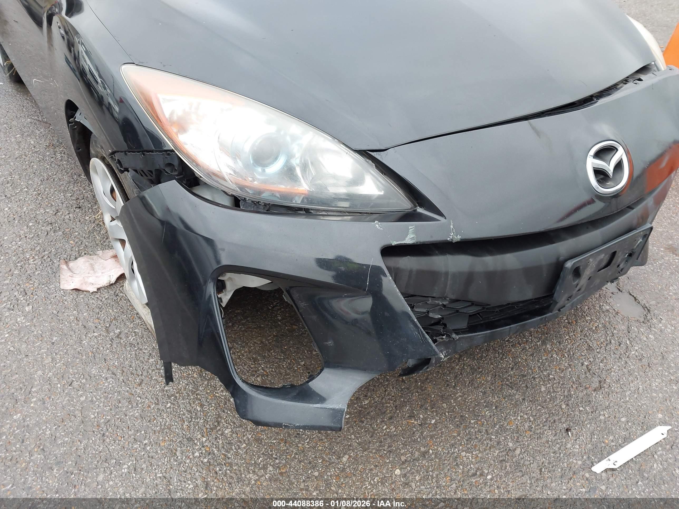 MAZDA MAZDA3 image 6
