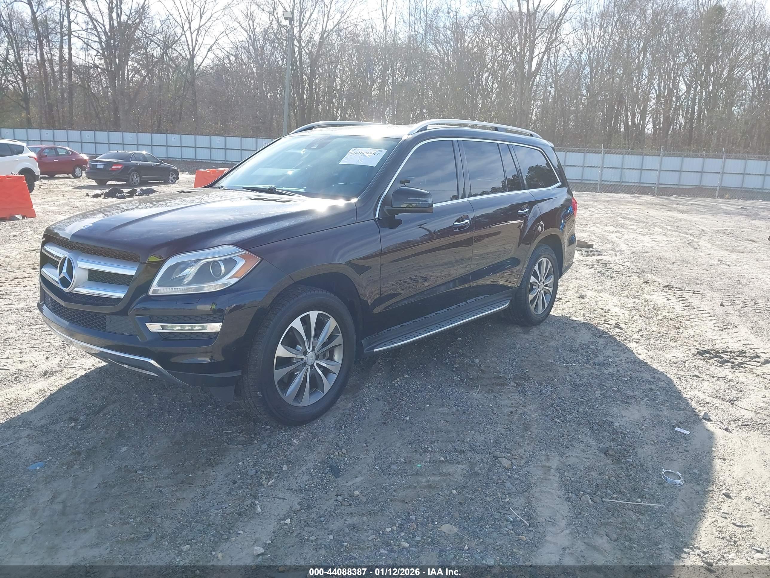 MERCEDES-BENZ GL image 2