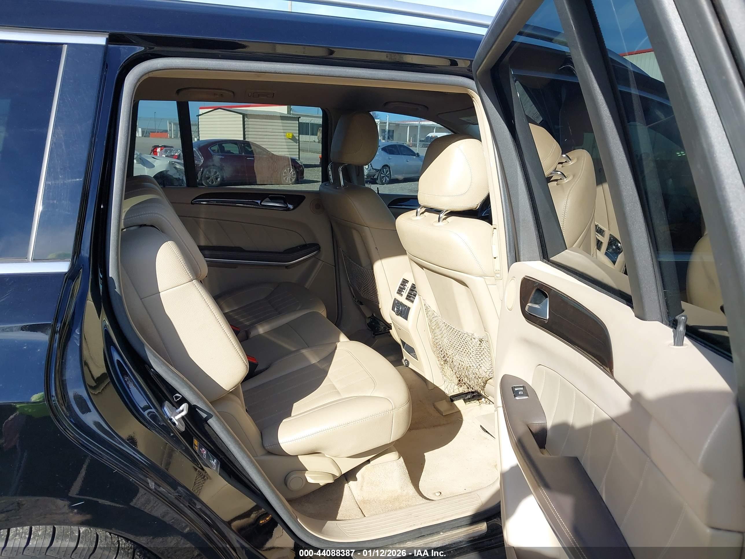 MERCEDES-BENZ GL image 8