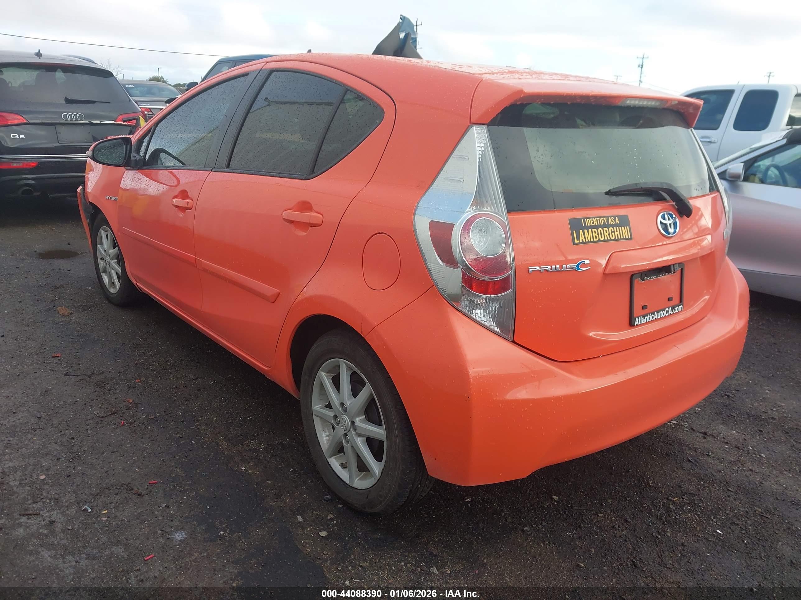 TOYOTA PRIUS image 3