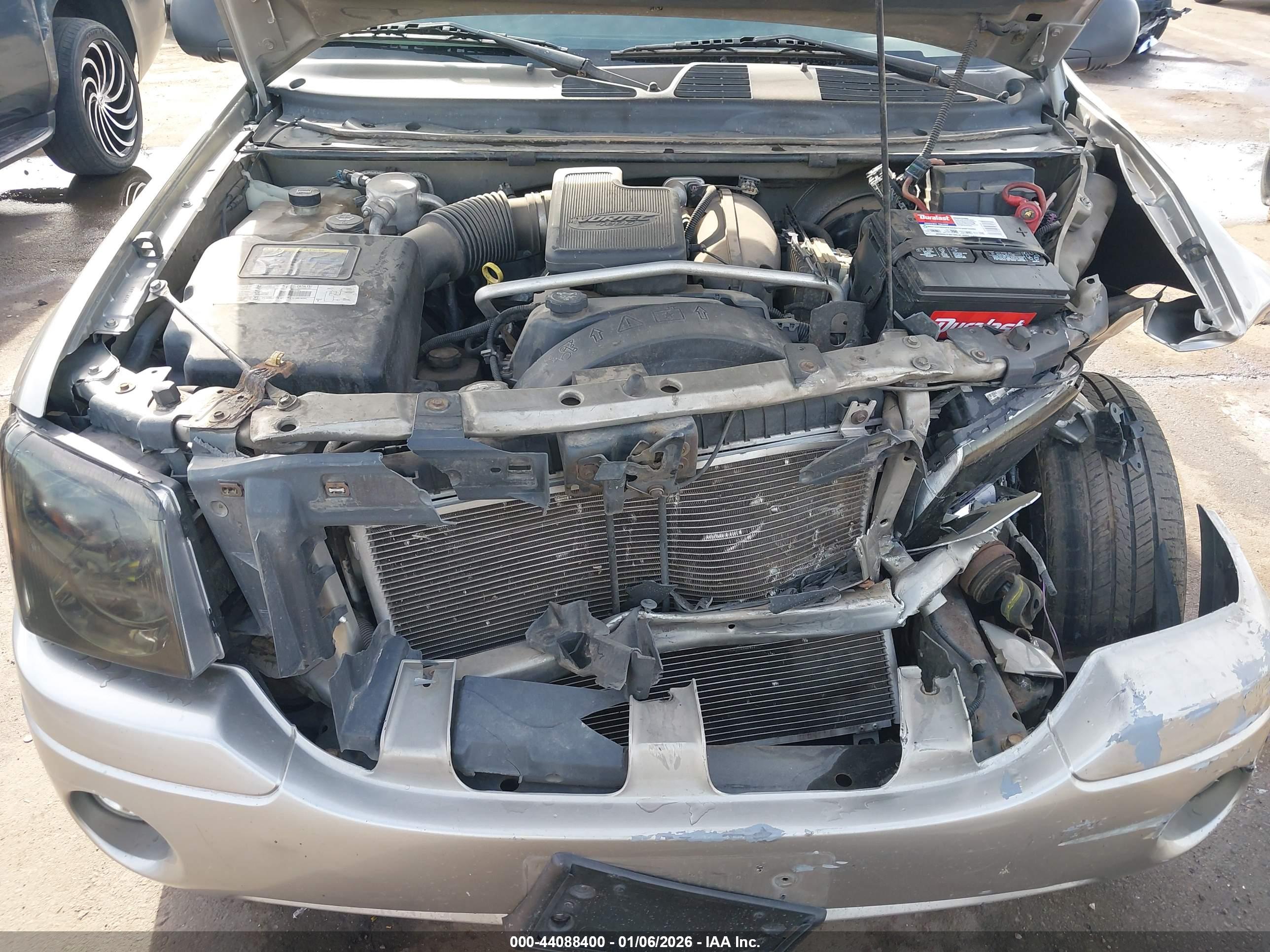 GMC ENVOY image 10