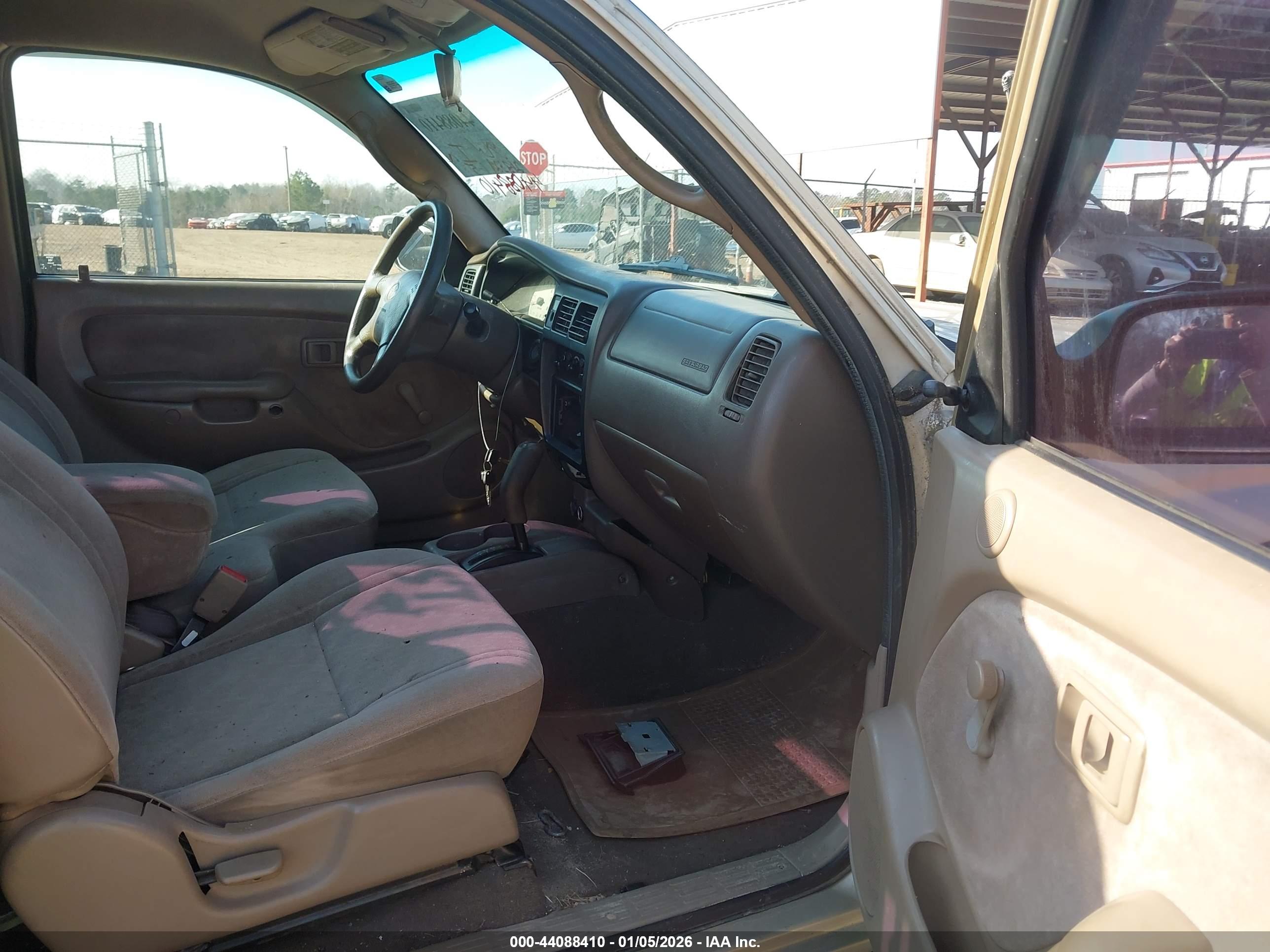 TOYOTA TACOMA image 5