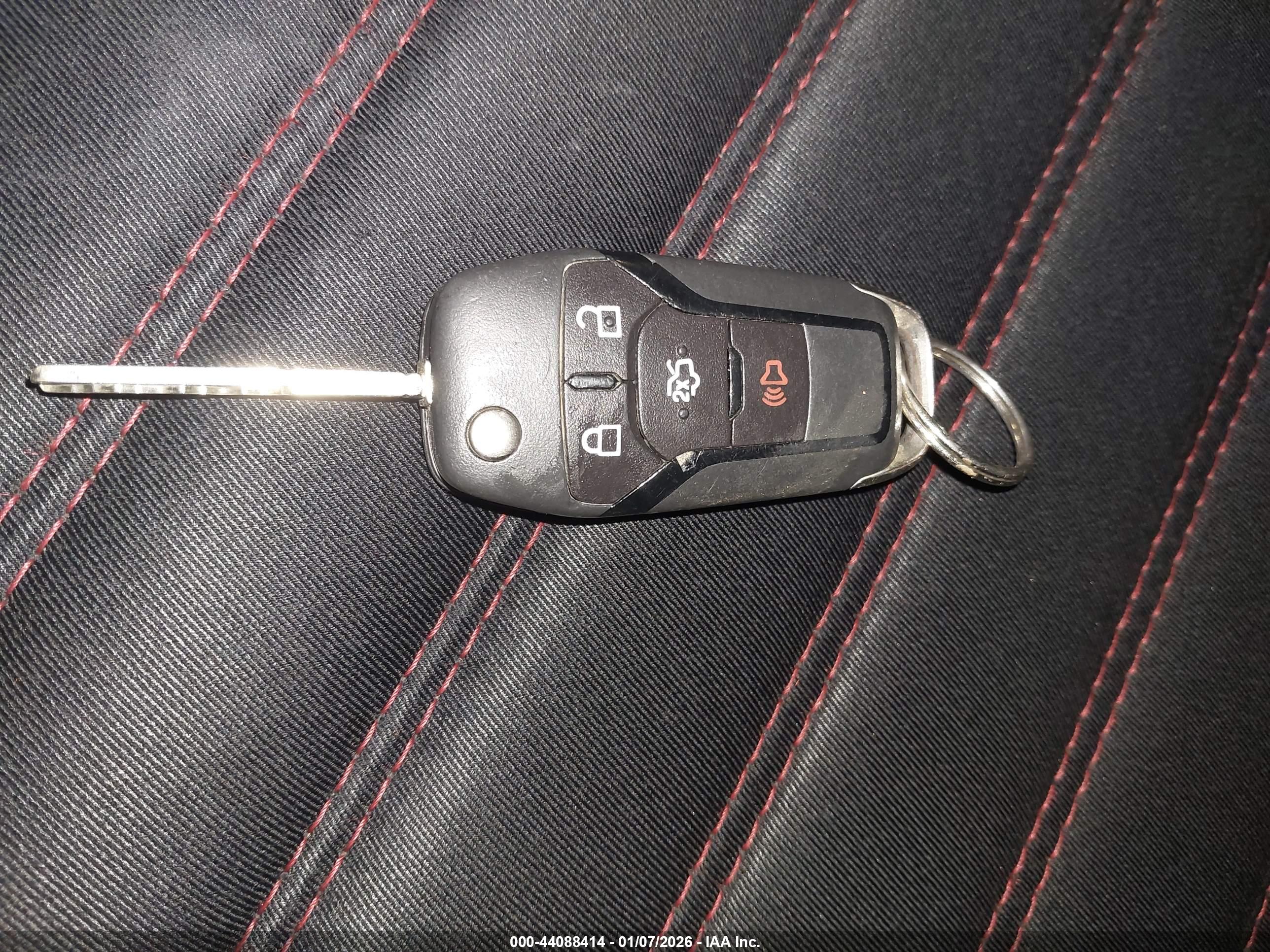 FORD FUSION image 11