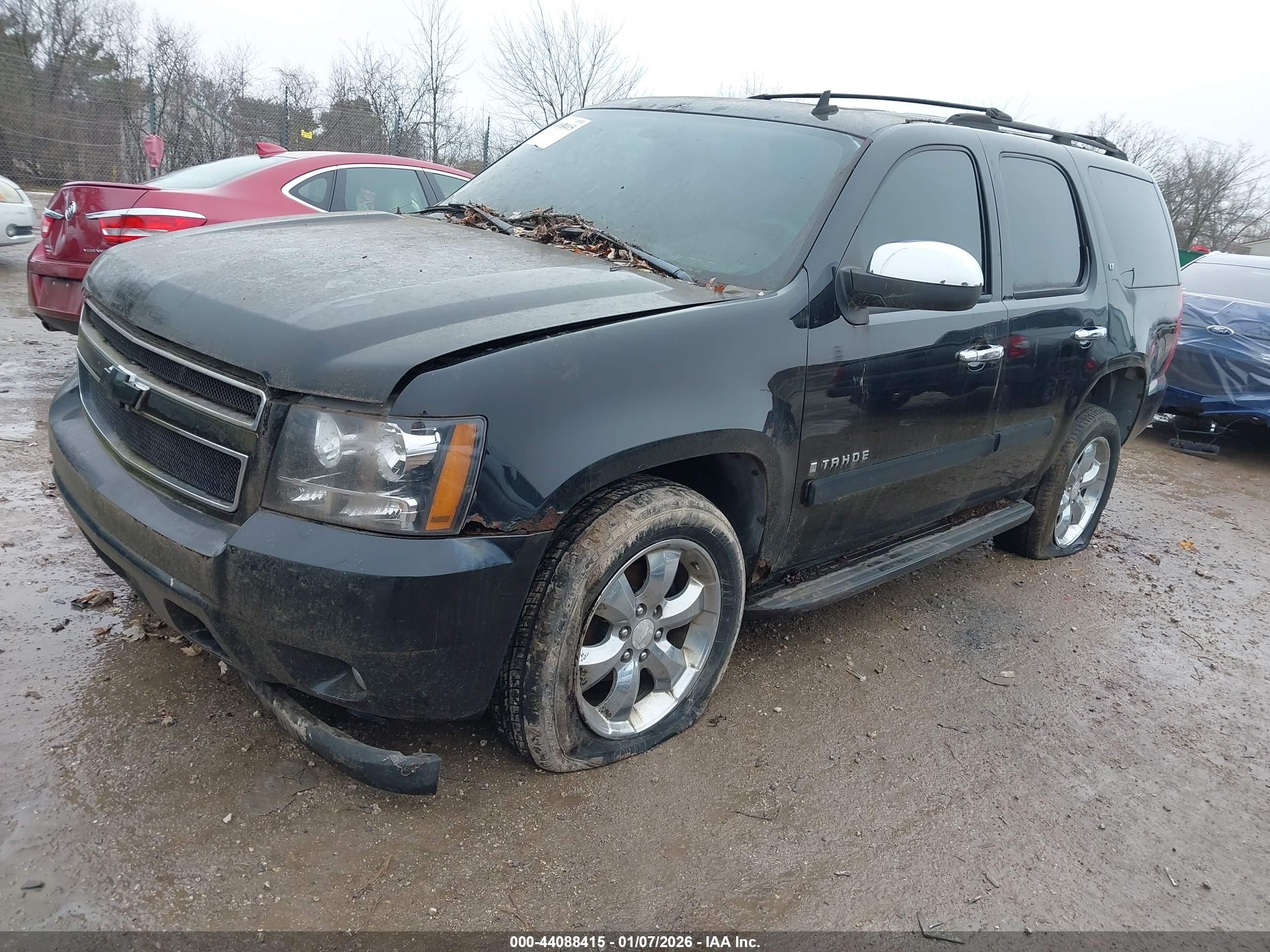 CHEVROLET TAHOE image 2