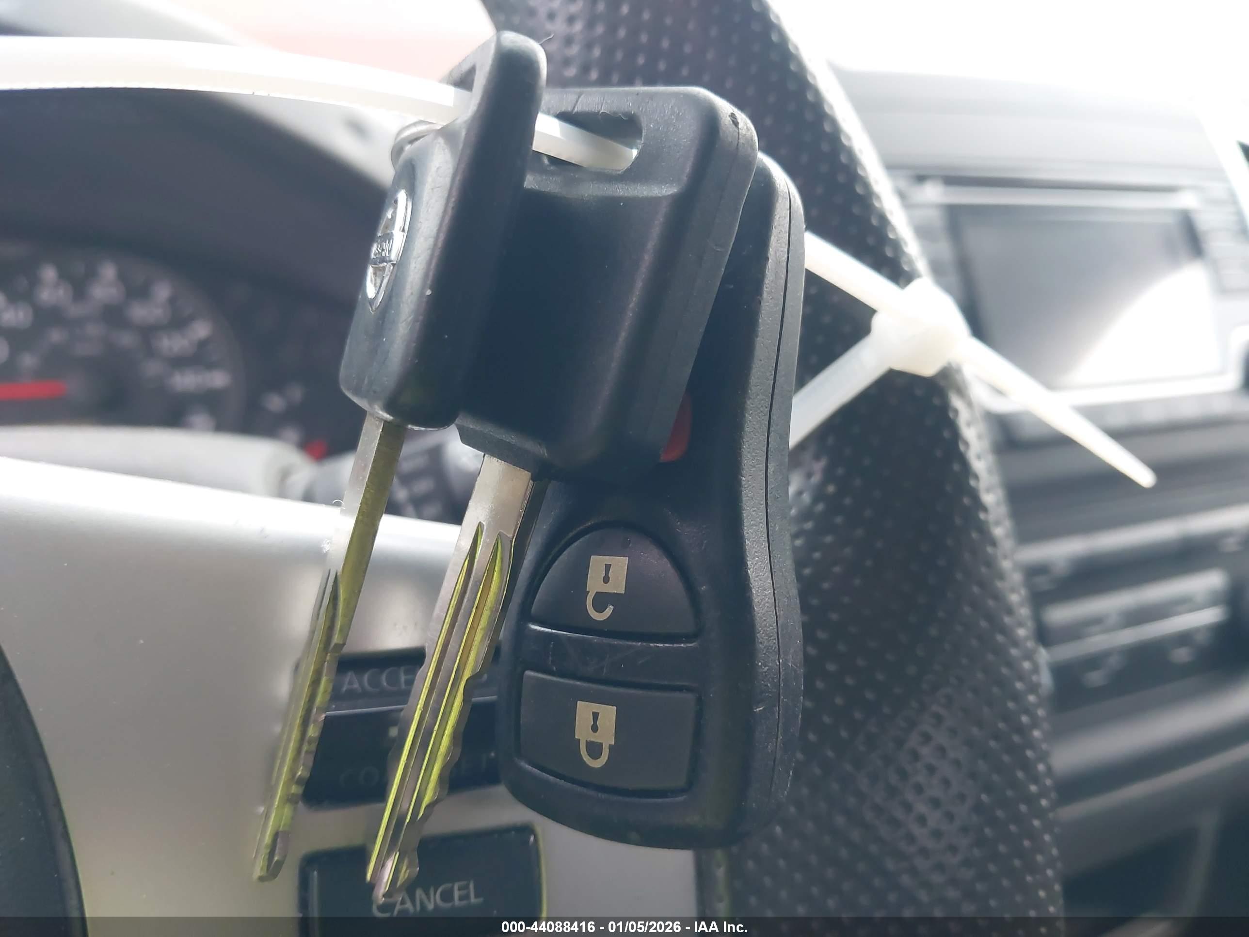 NISSAN FRONTIER image 11