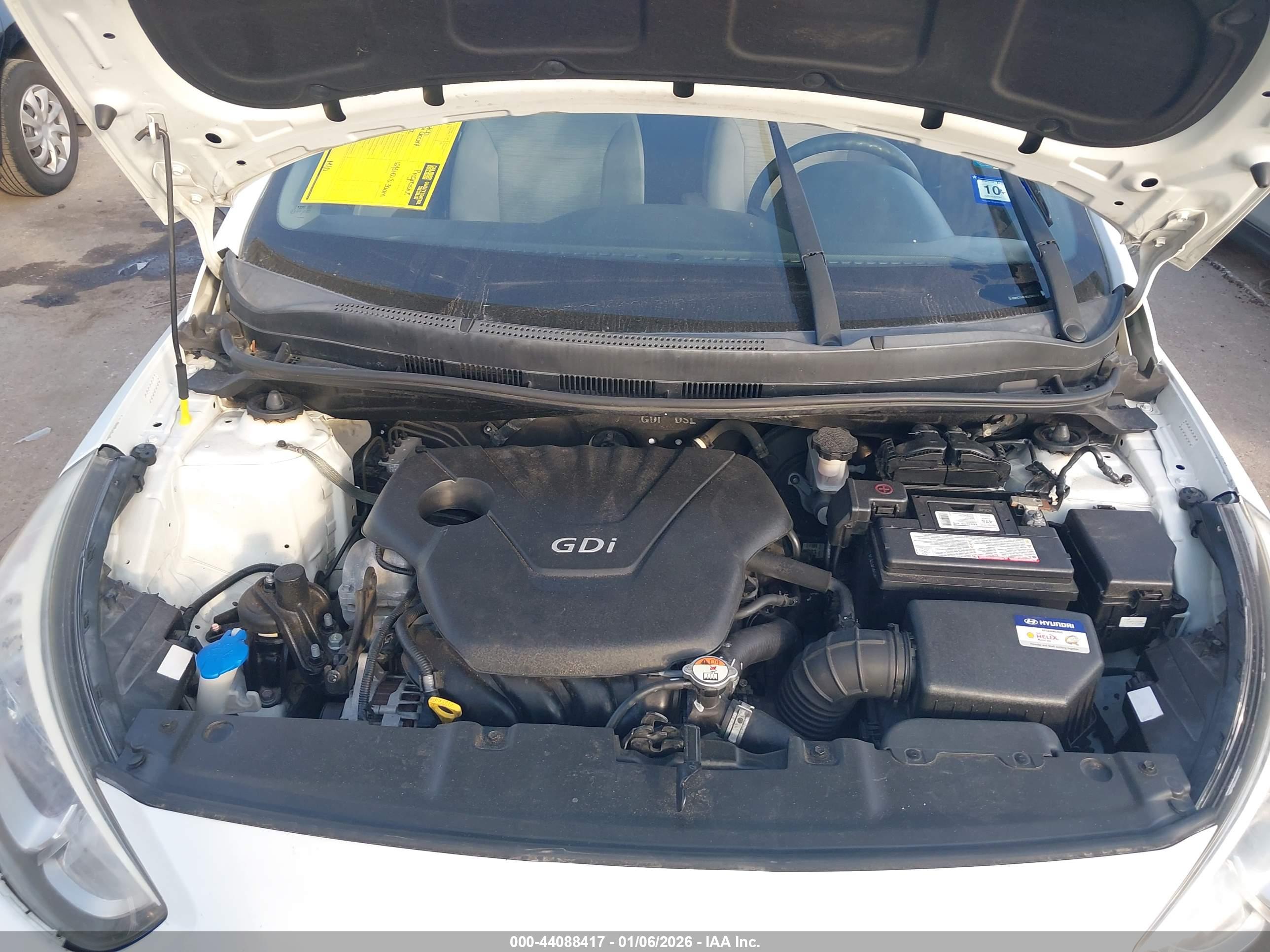 HYUNDAI ACCENT image 10