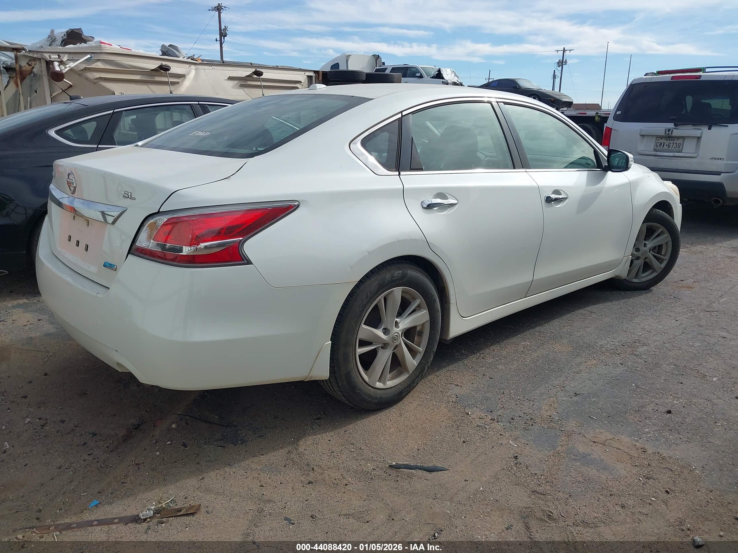 NISSAN ALTIMA image 4
