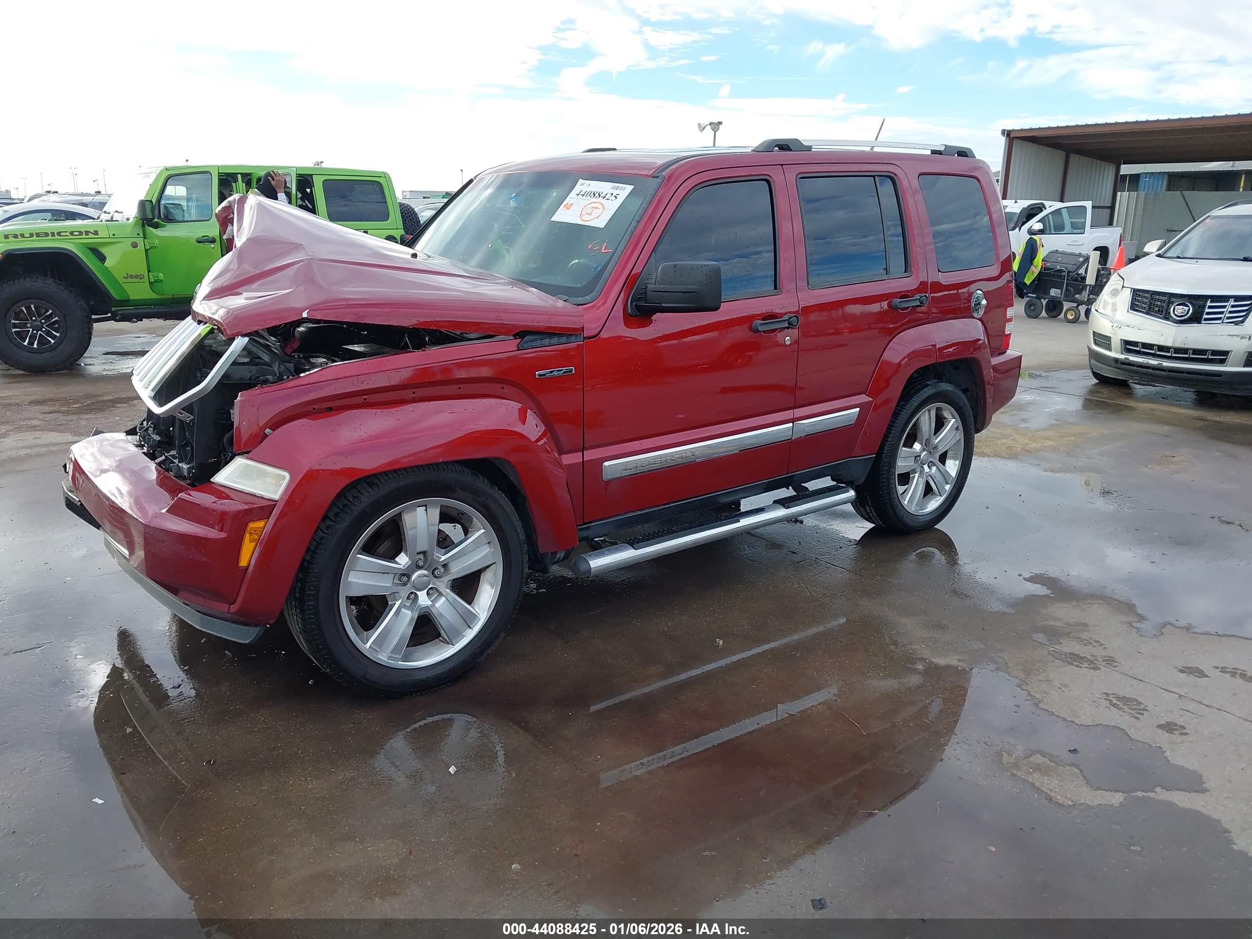 JEEP LIBERTY image 2