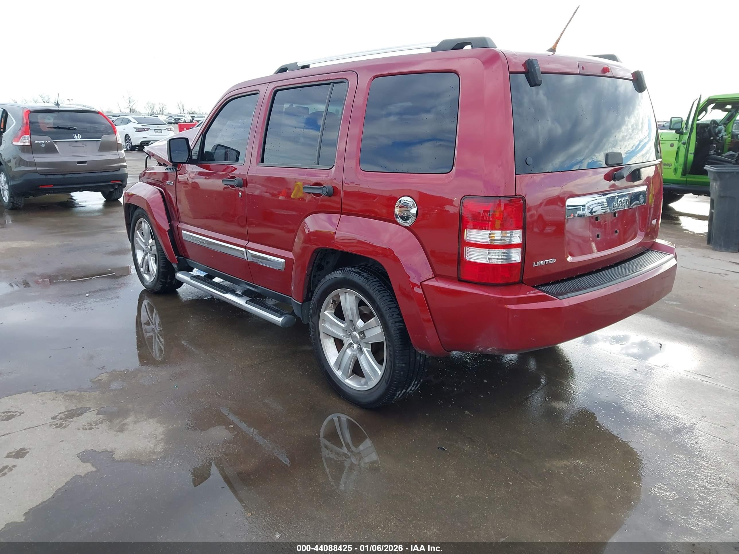 JEEP LIBERTY image 3