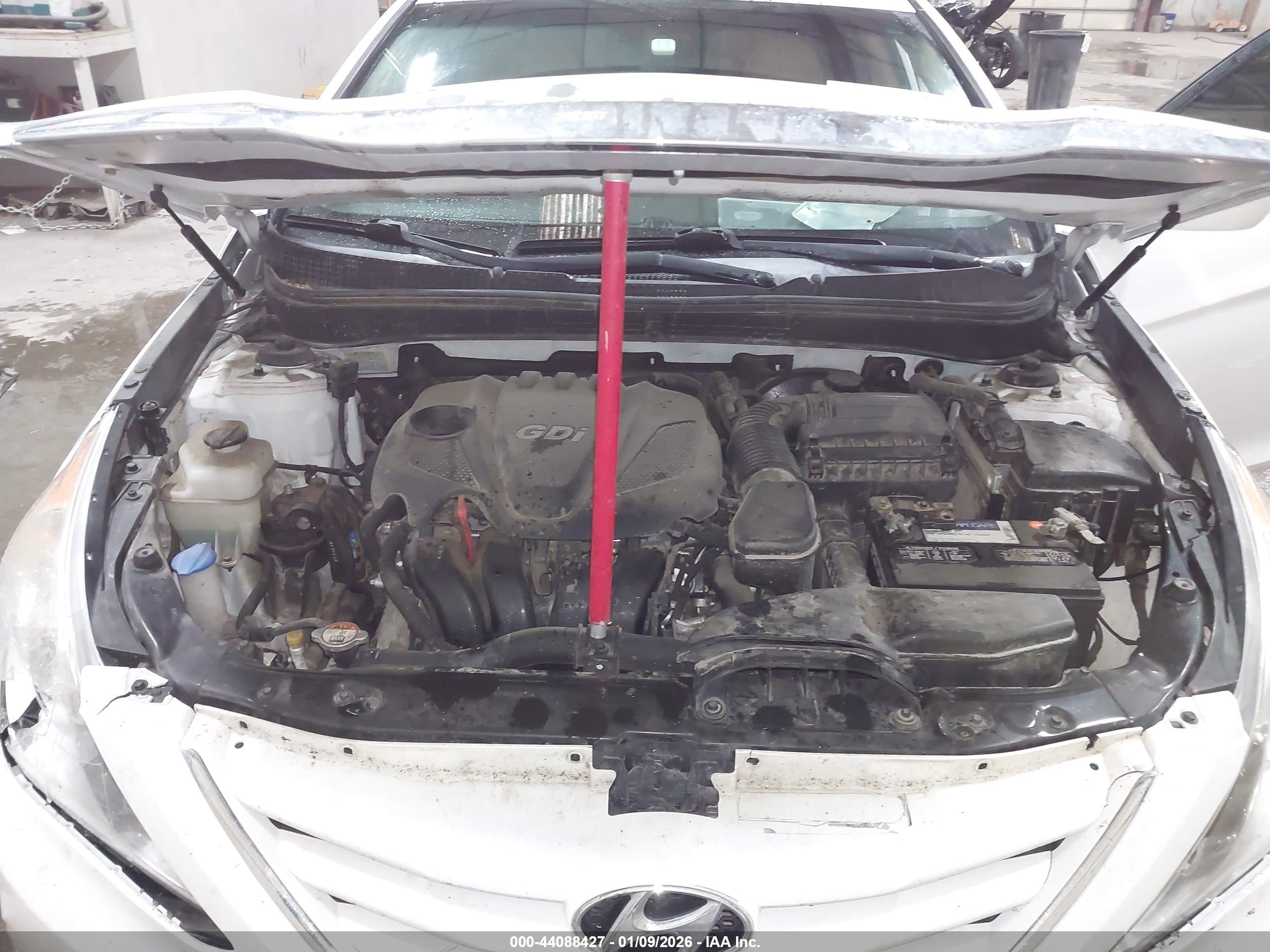 HYUNDAI SONATA image 10