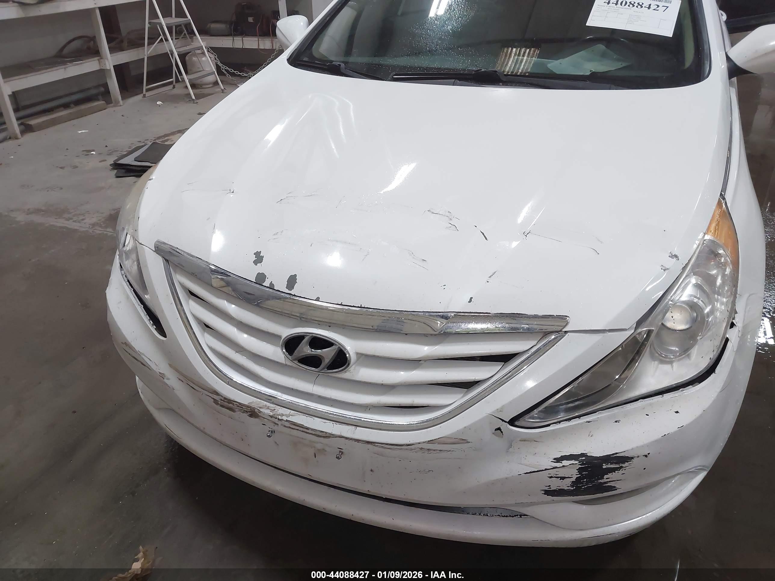 HYUNDAI SONATA image 6
