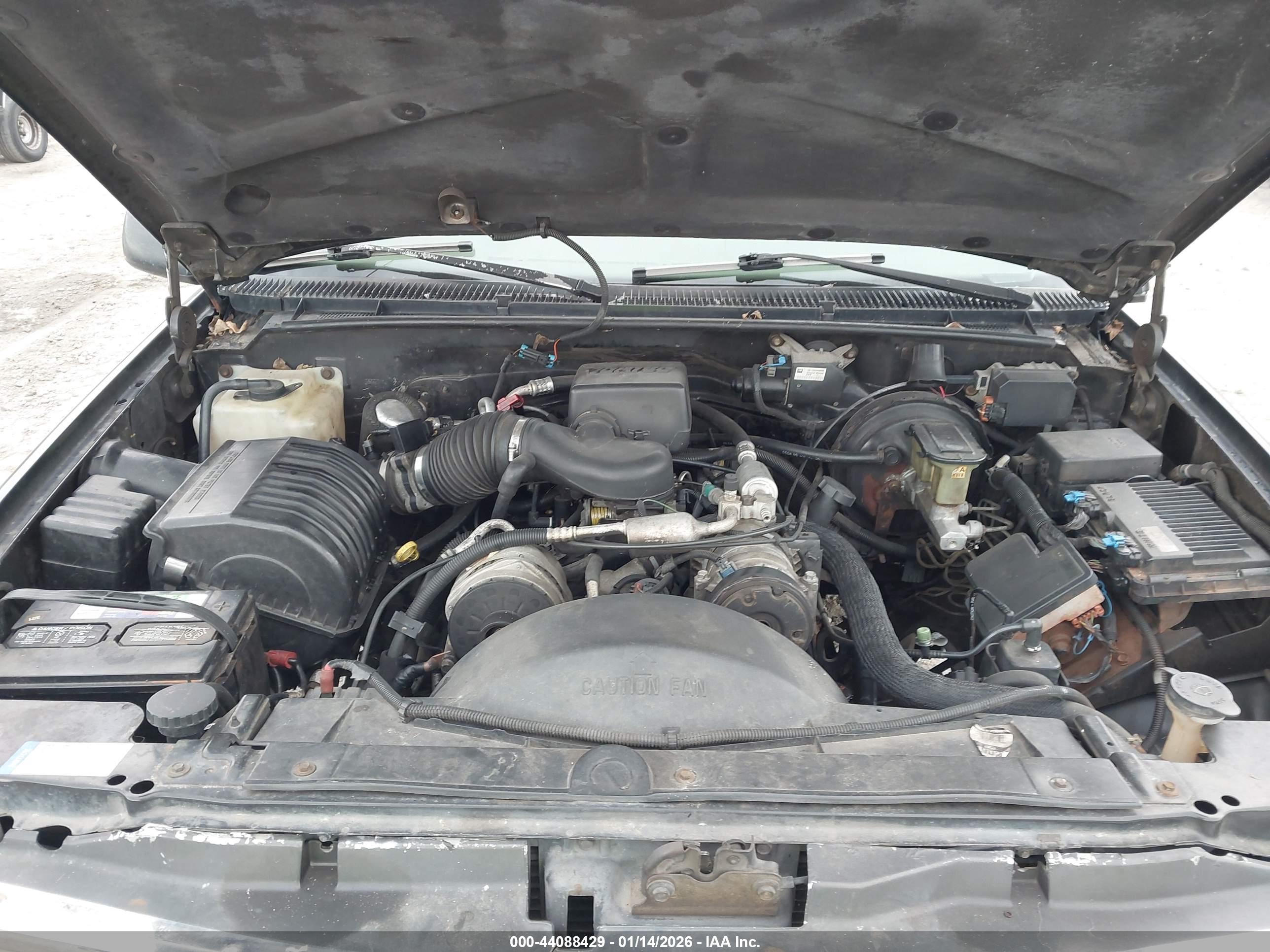 CHEVROLET SUBURBAN image 10