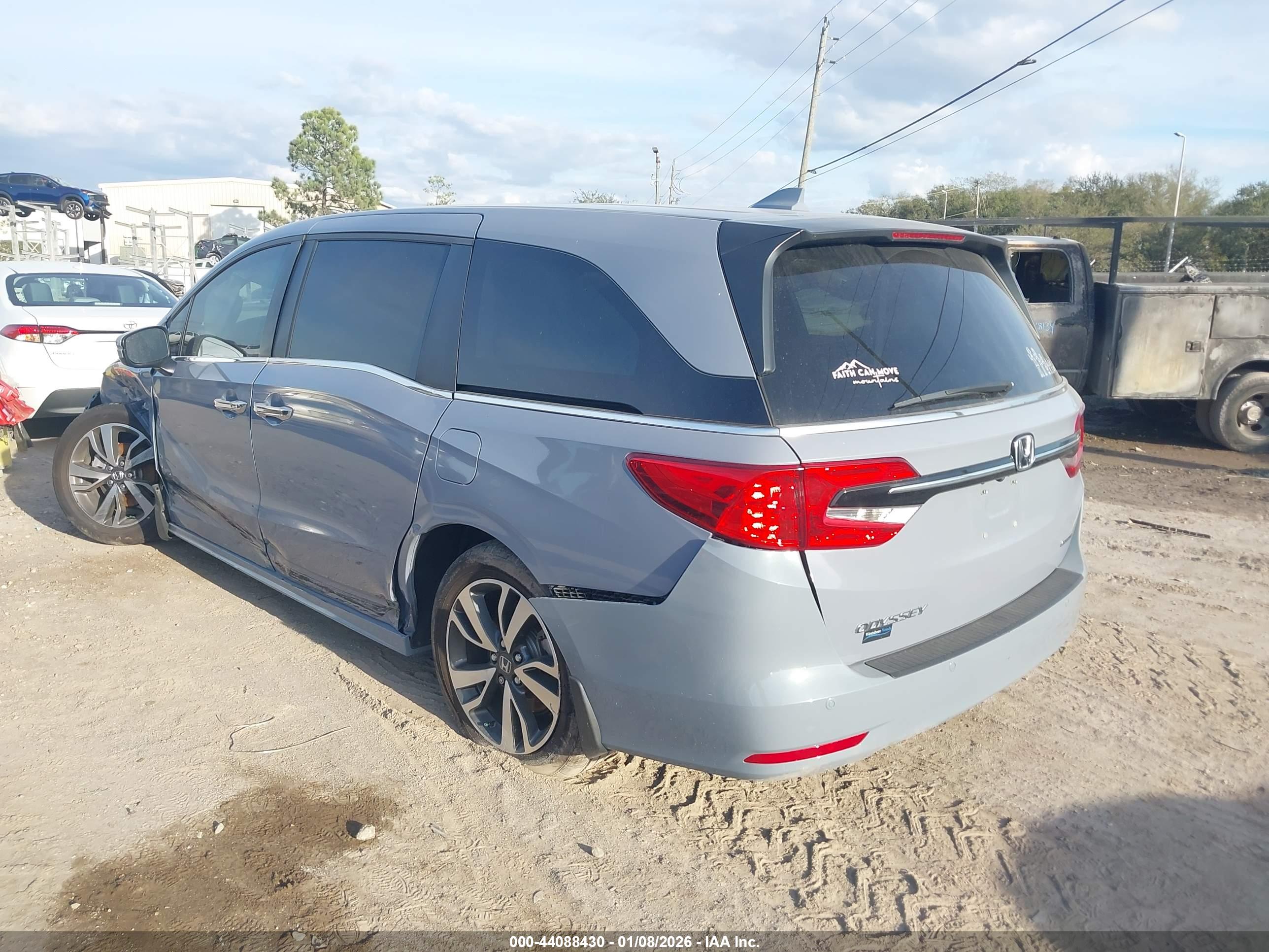 HONDA ODYSSEY image 3