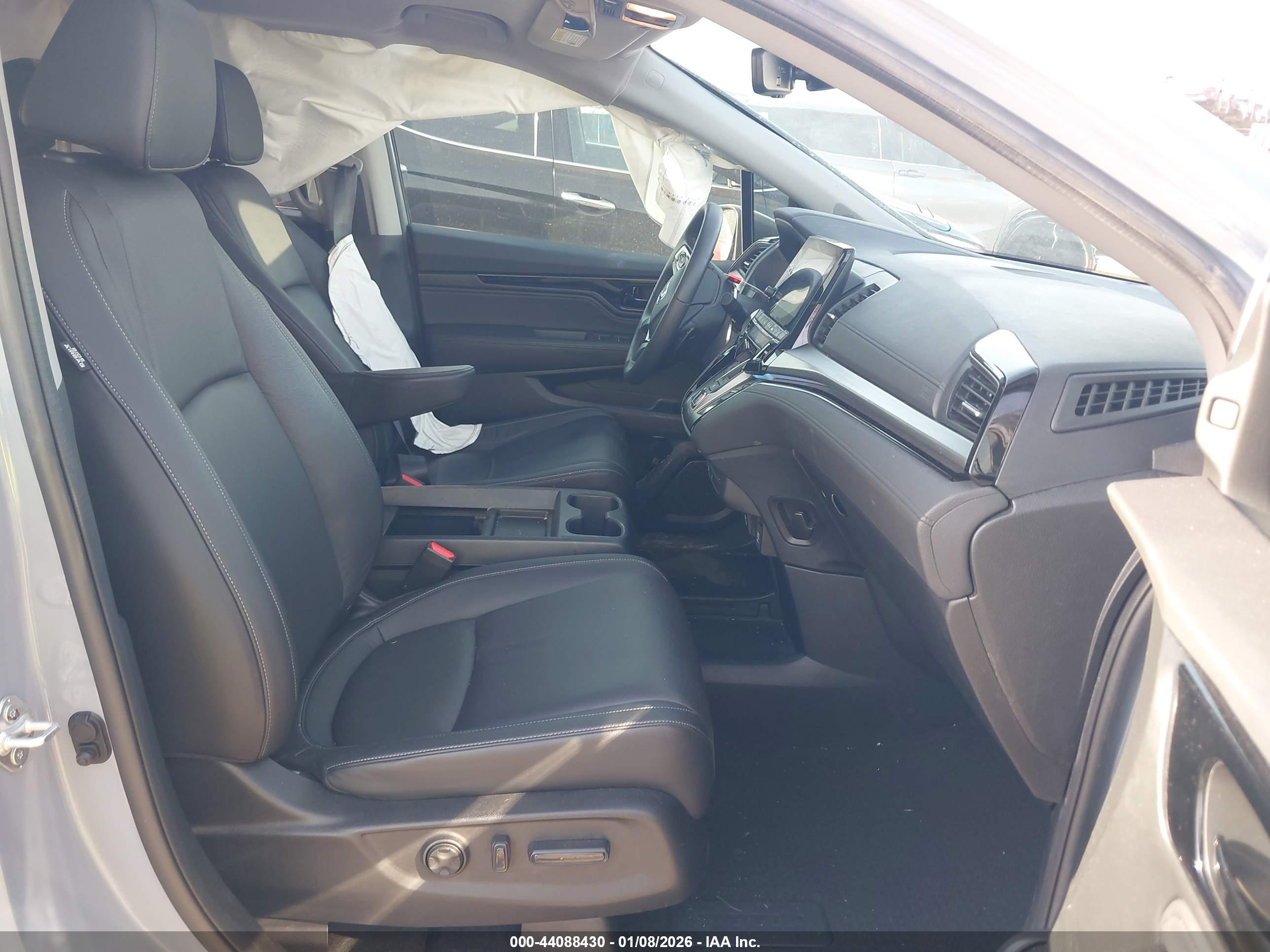 HONDA ODYSSEY image 5