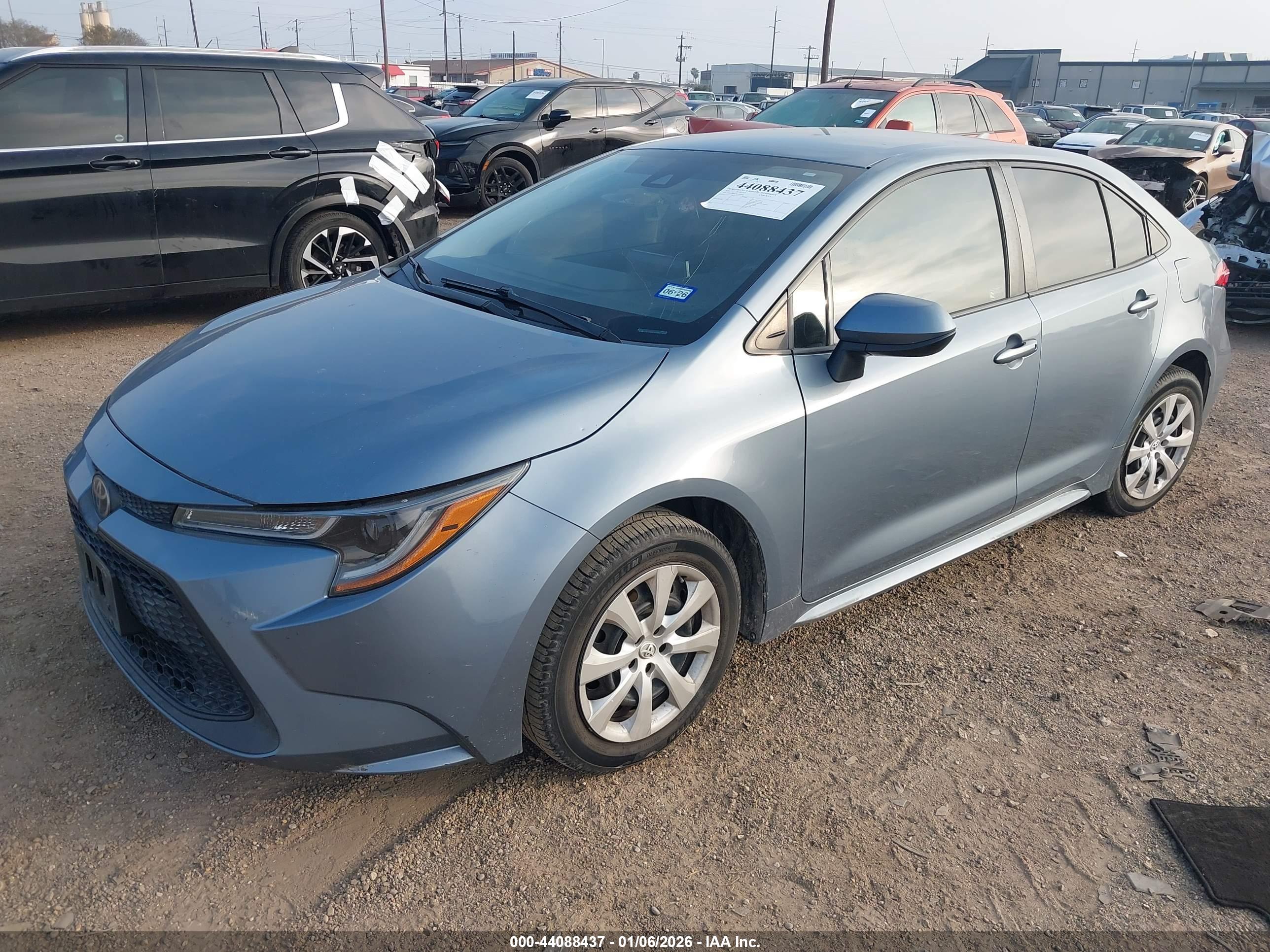 TOYOTA COROLLA image 2