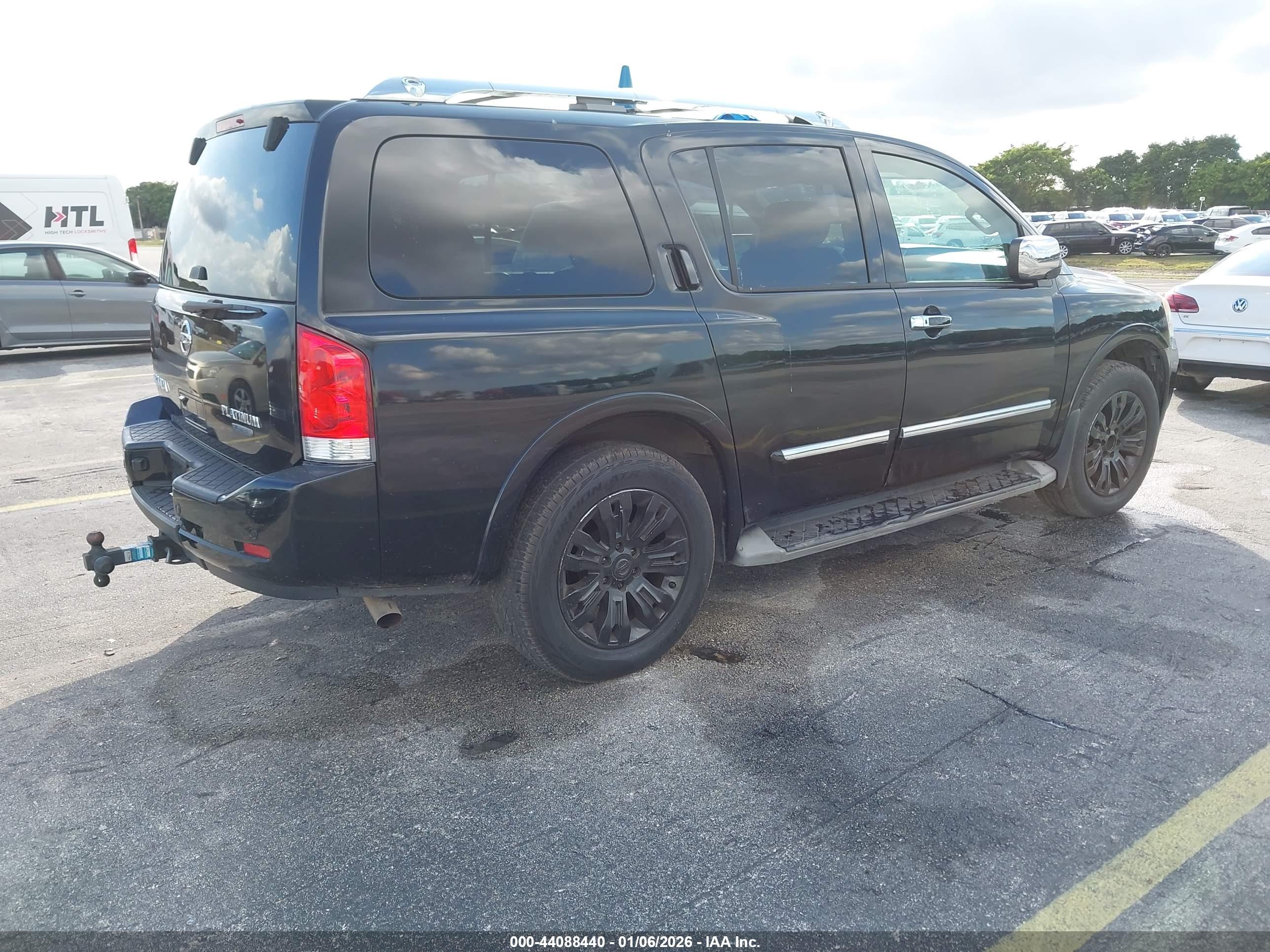 NISSAN ARMADA image 4