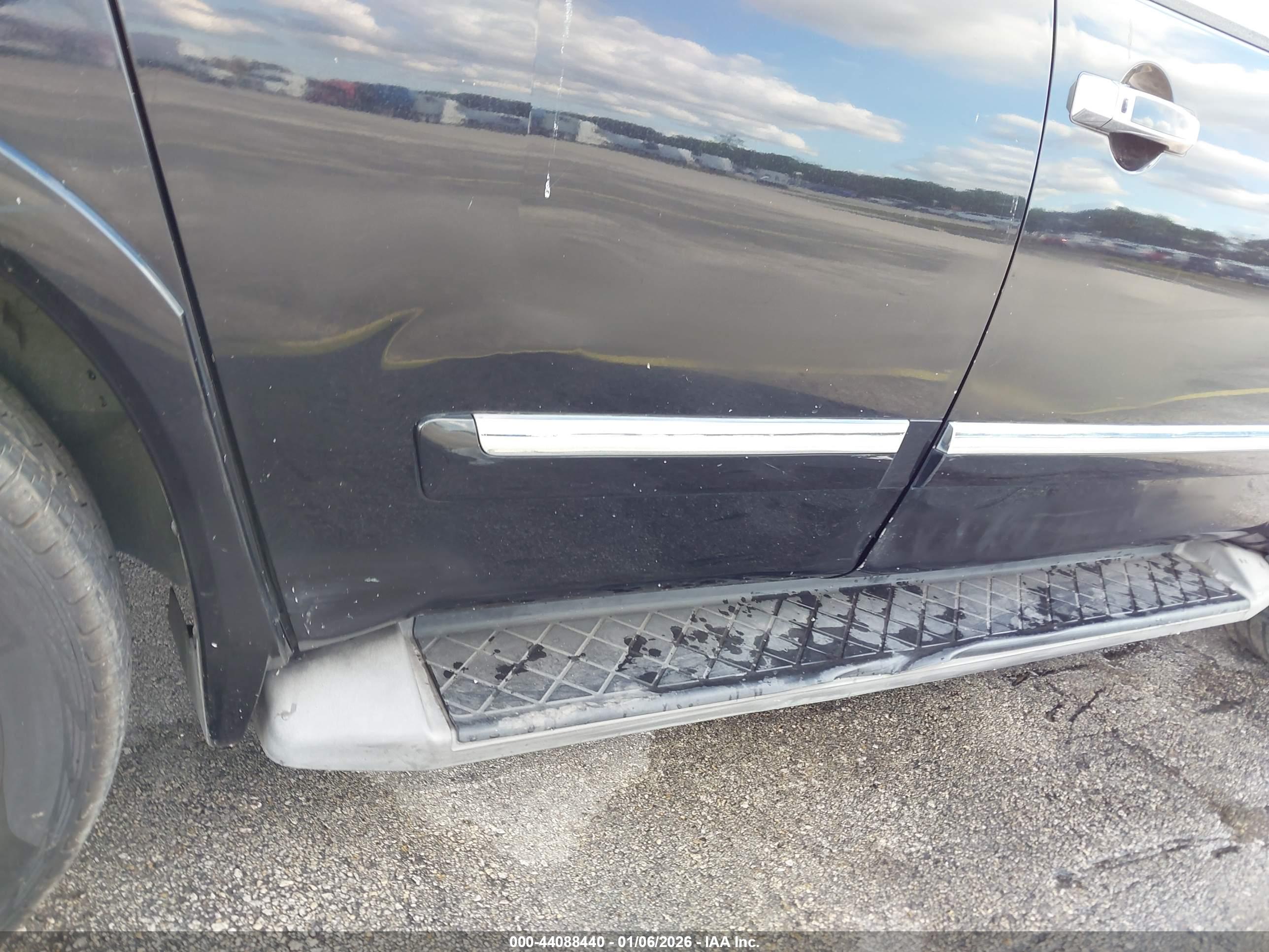 NISSAN ARMADA image 6