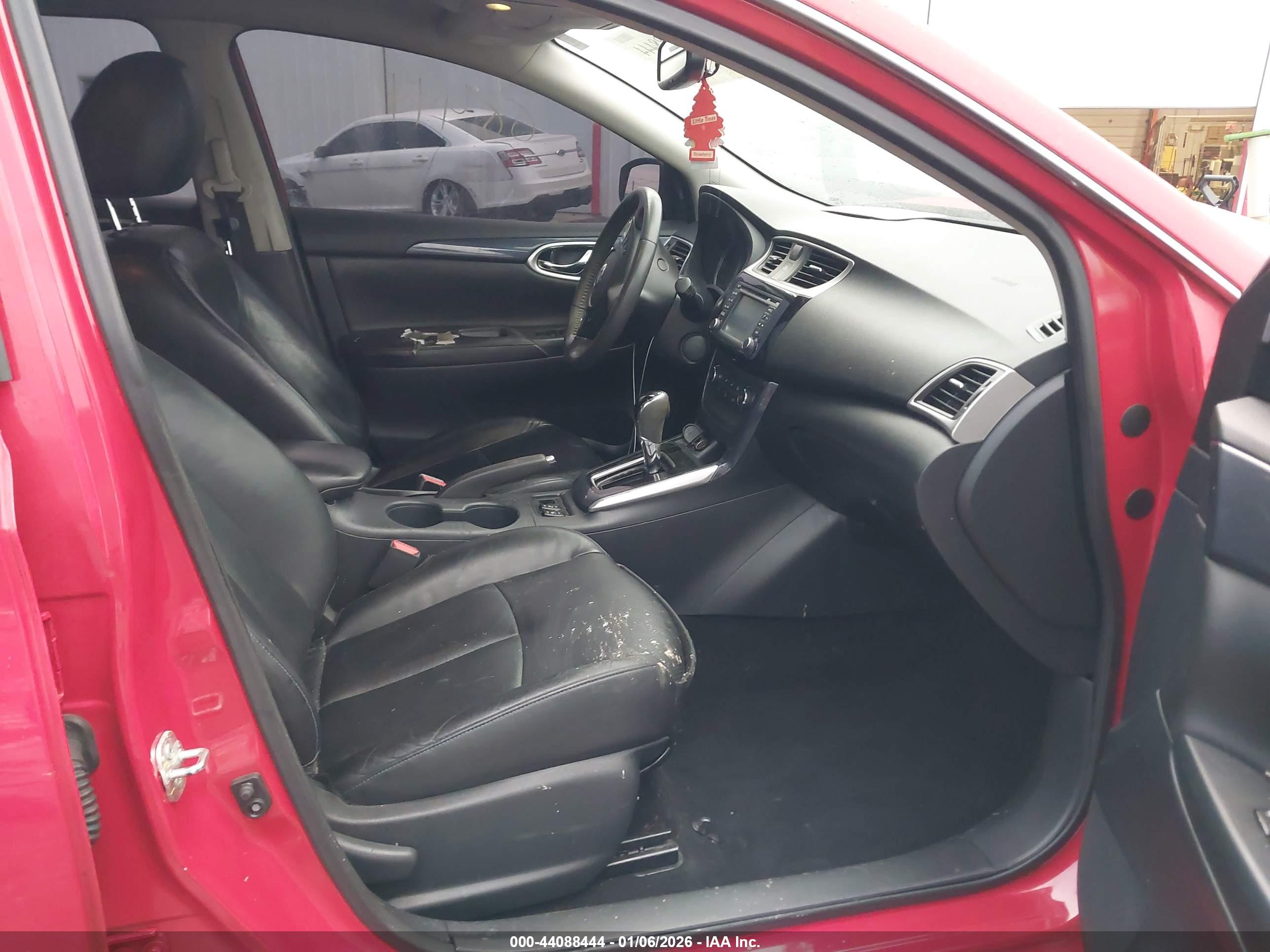 NISSAN SENTRA image 5