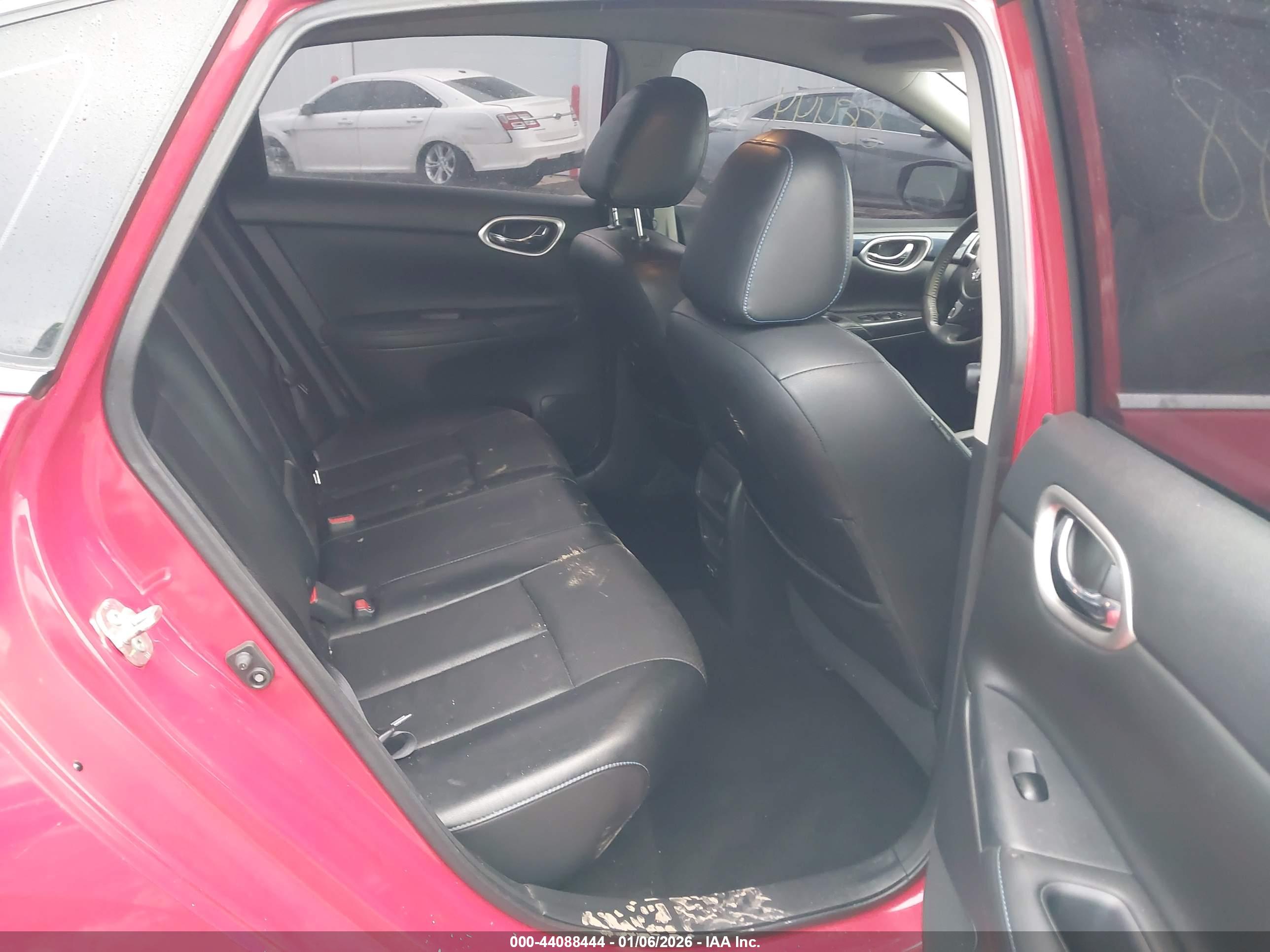 NISSAN SENTRA image 8