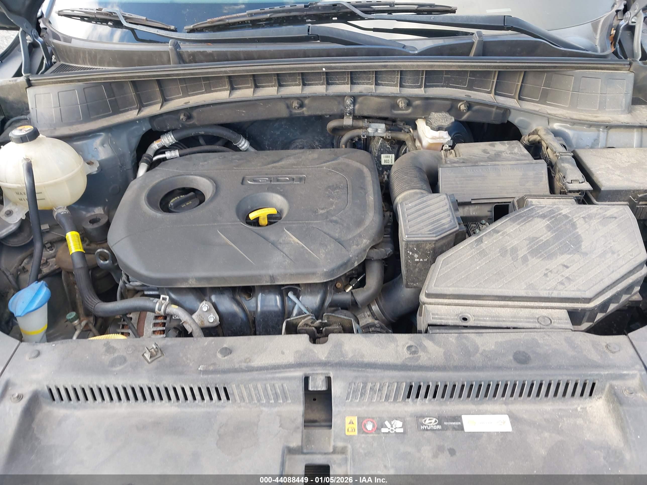 HYUNDAI TUCSON image 10