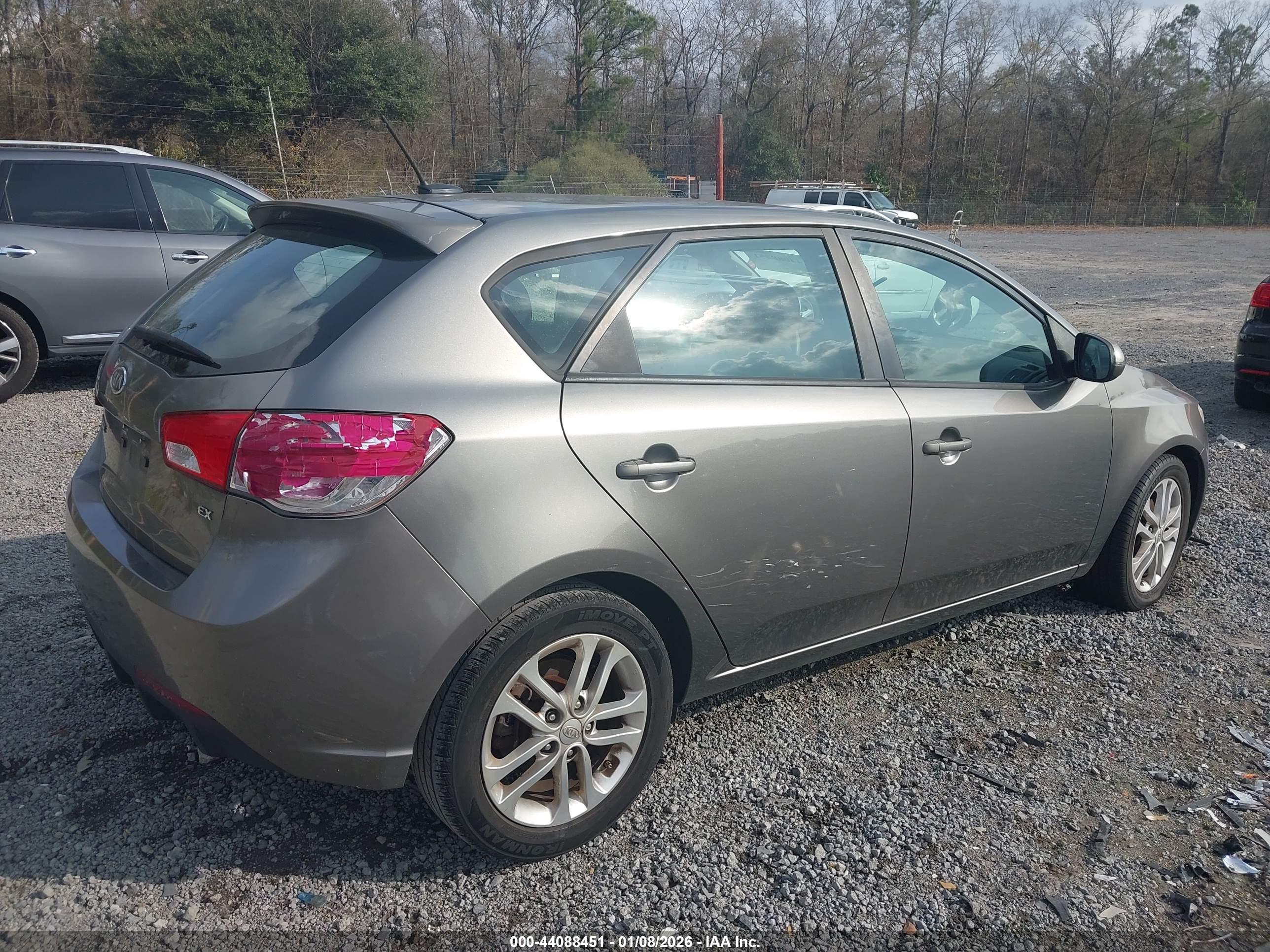 KIA FORTE image 4