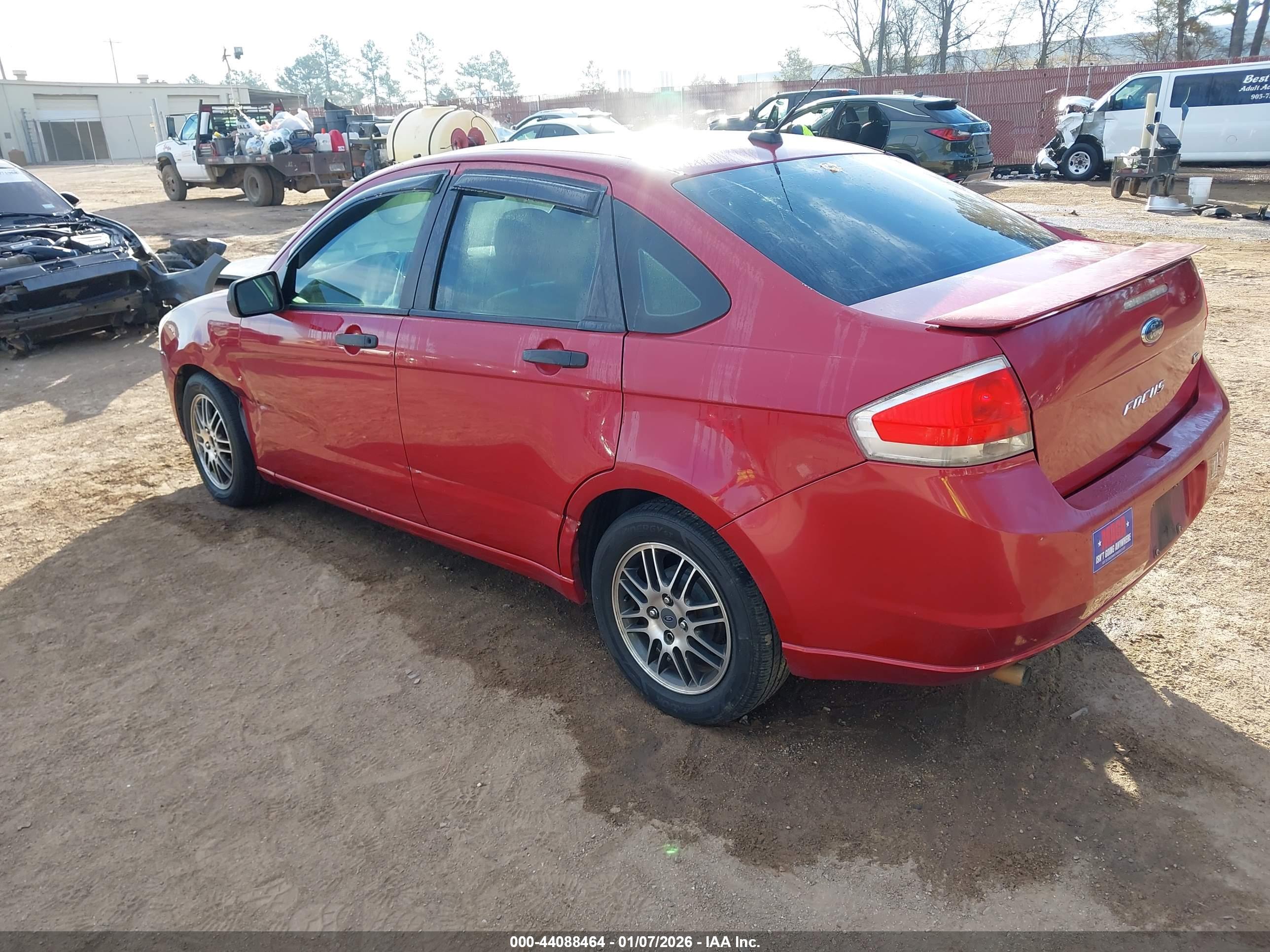 FORD FOCUS image 3