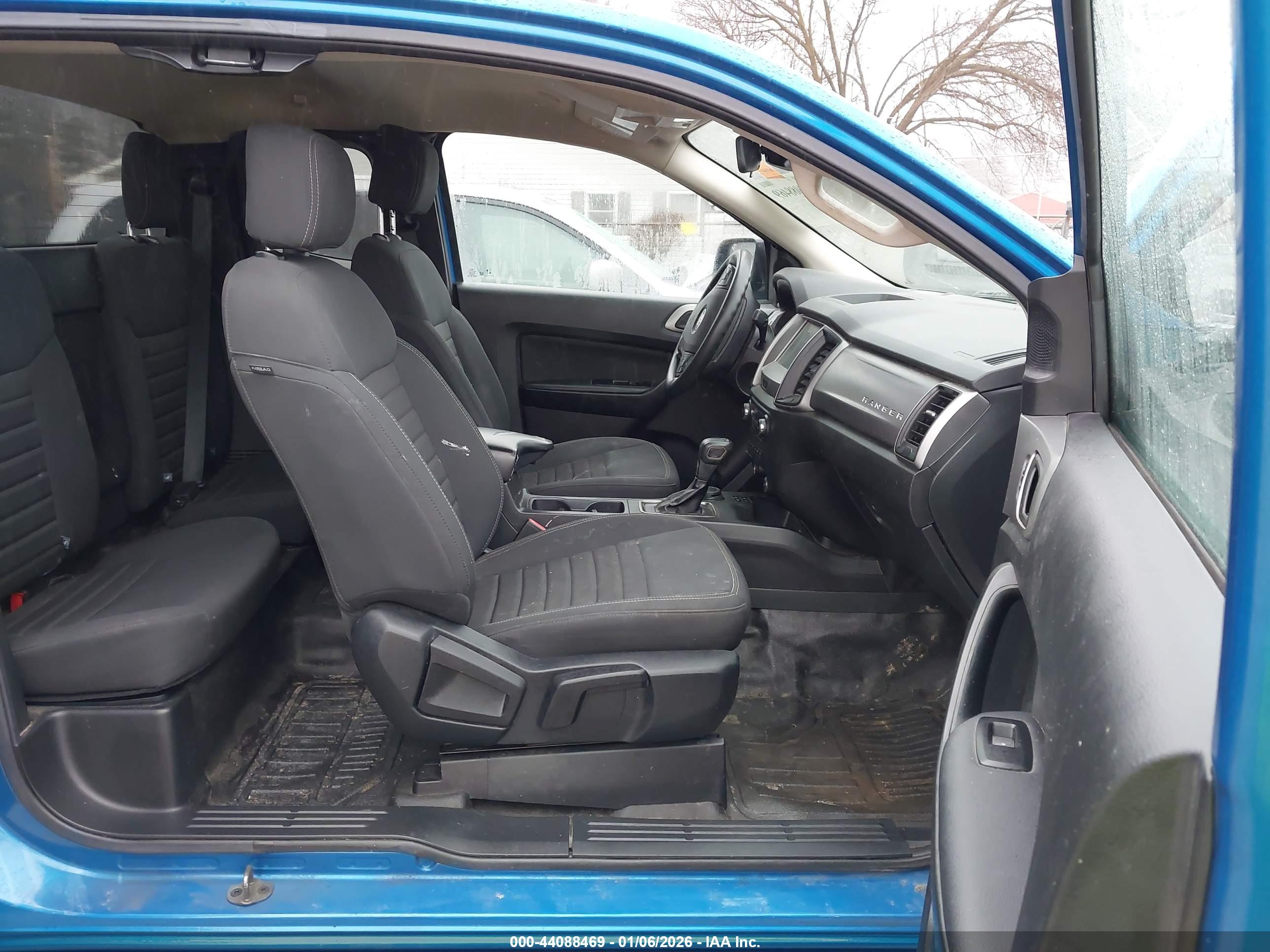 FORD RANGER image 5
