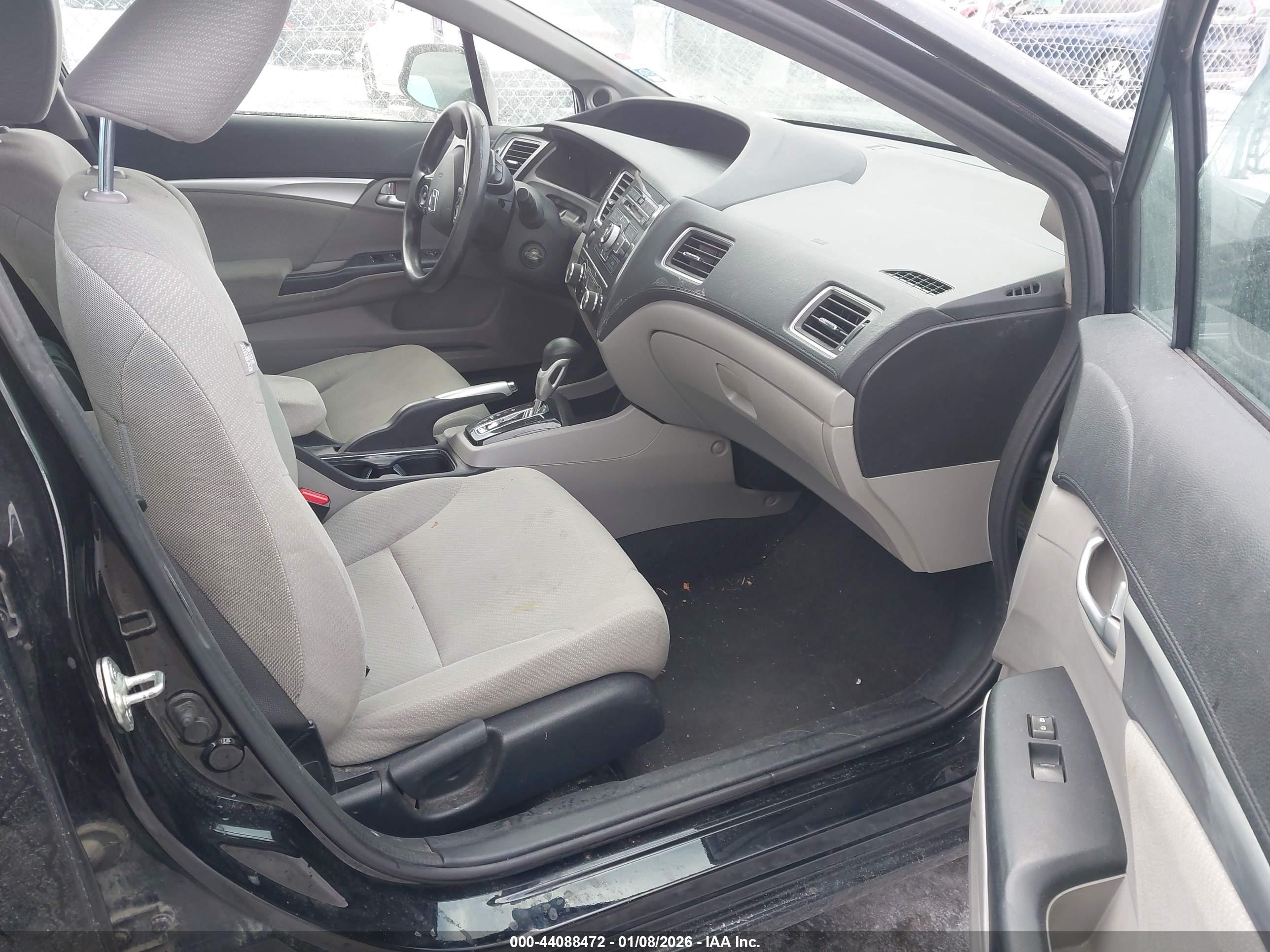 HONDA CIVIC image 5
