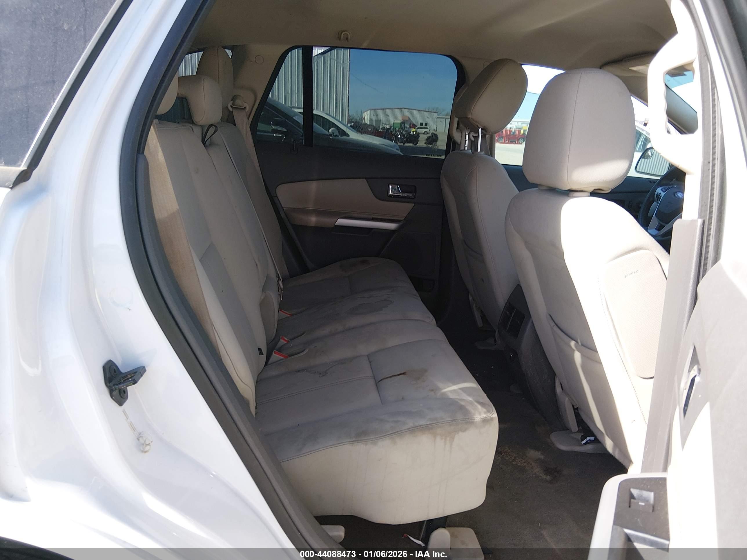 FORD EDGE image 8