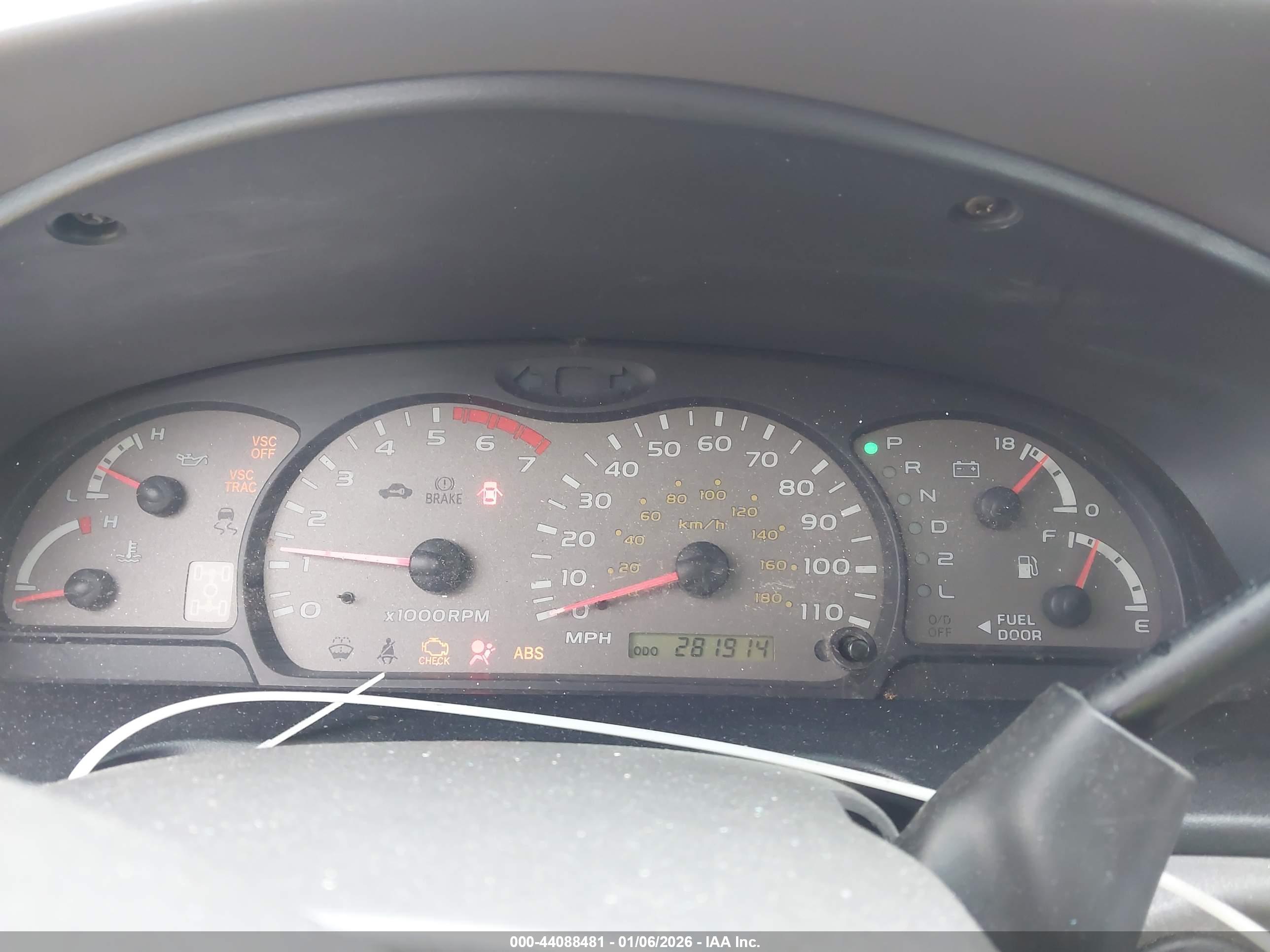 TOYOTA SEQUOIA image 7