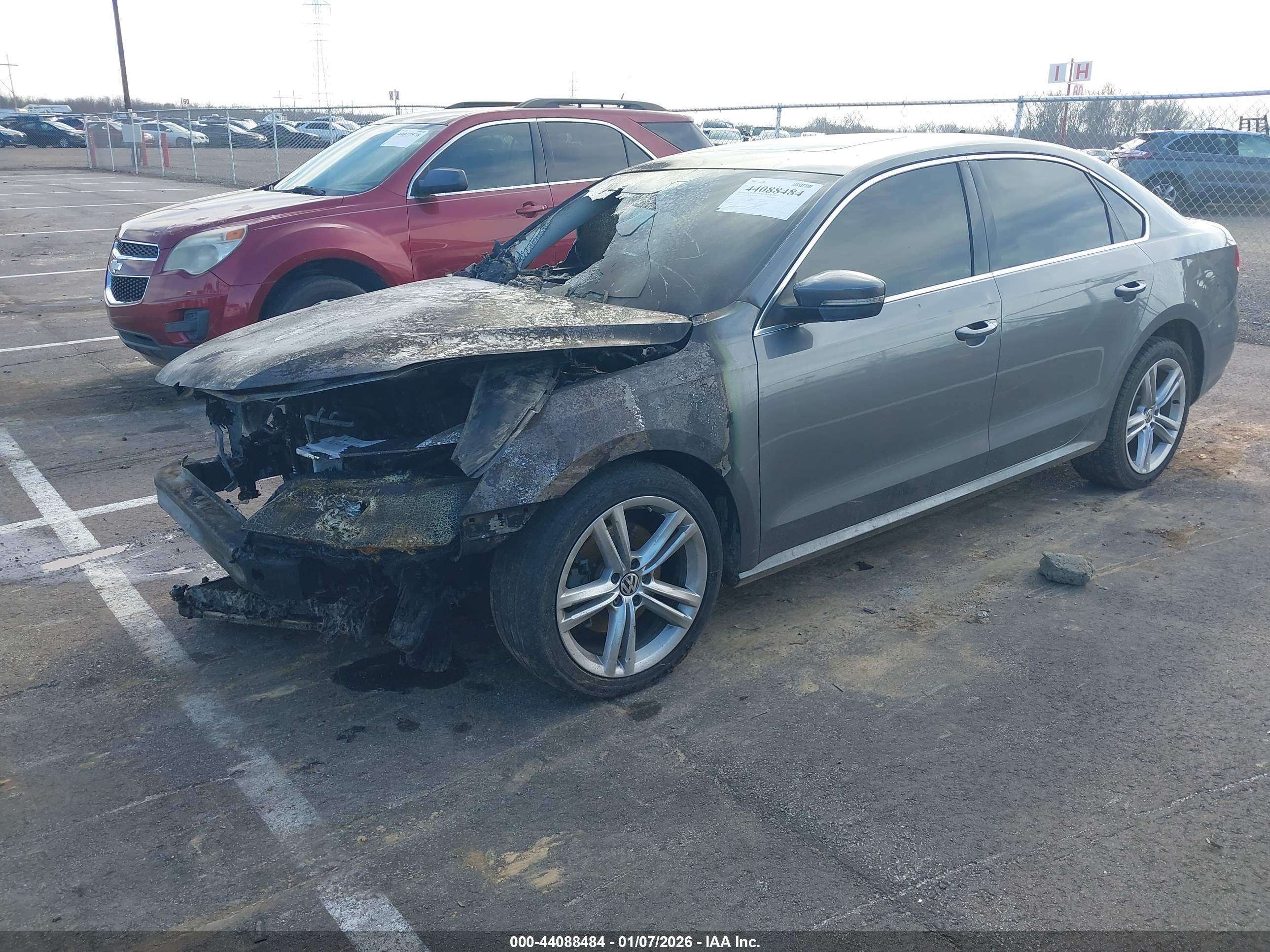 VOLKSWAGEN PASSAT image 2