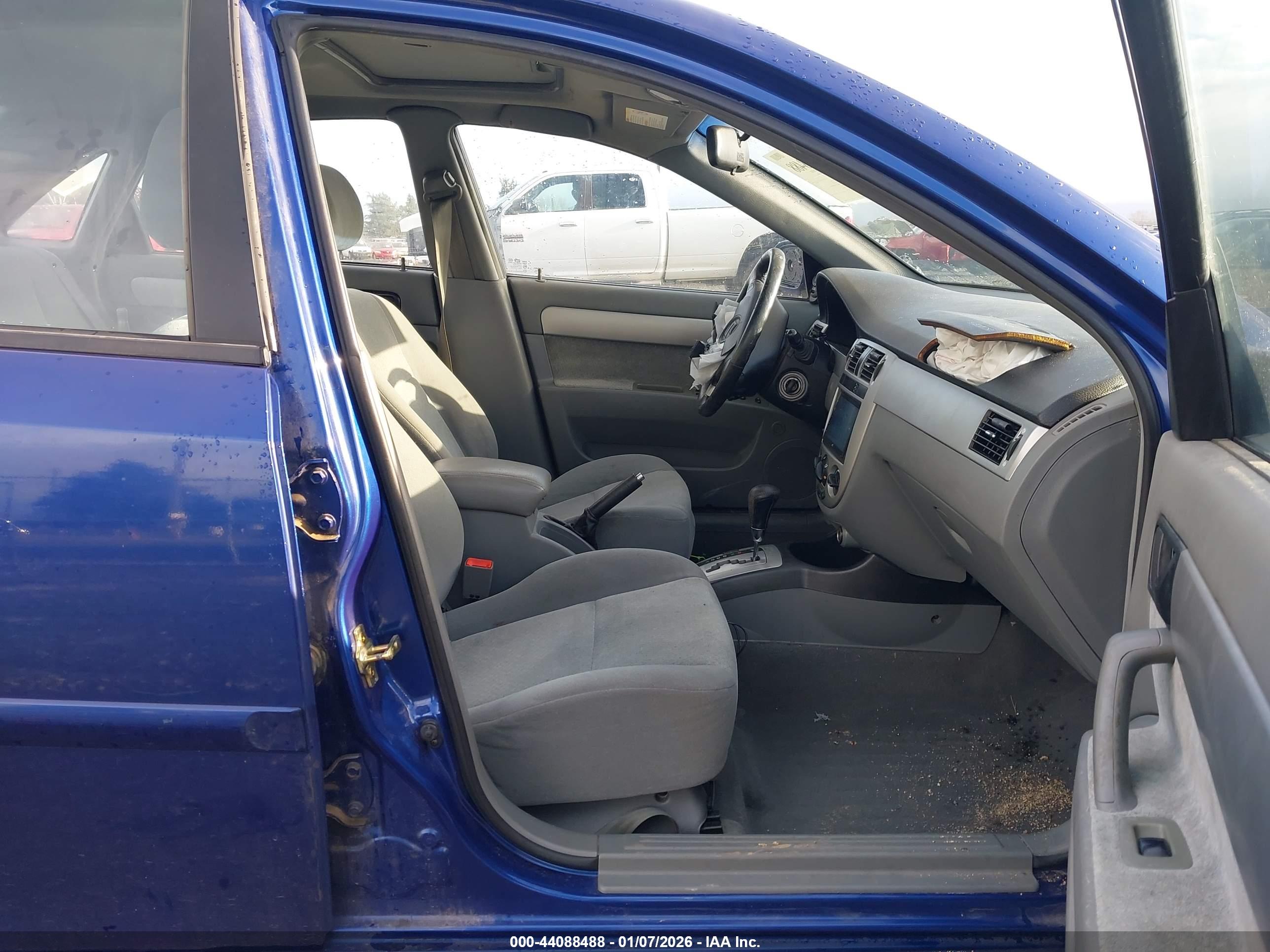 SUZUKI FORENZA image 5