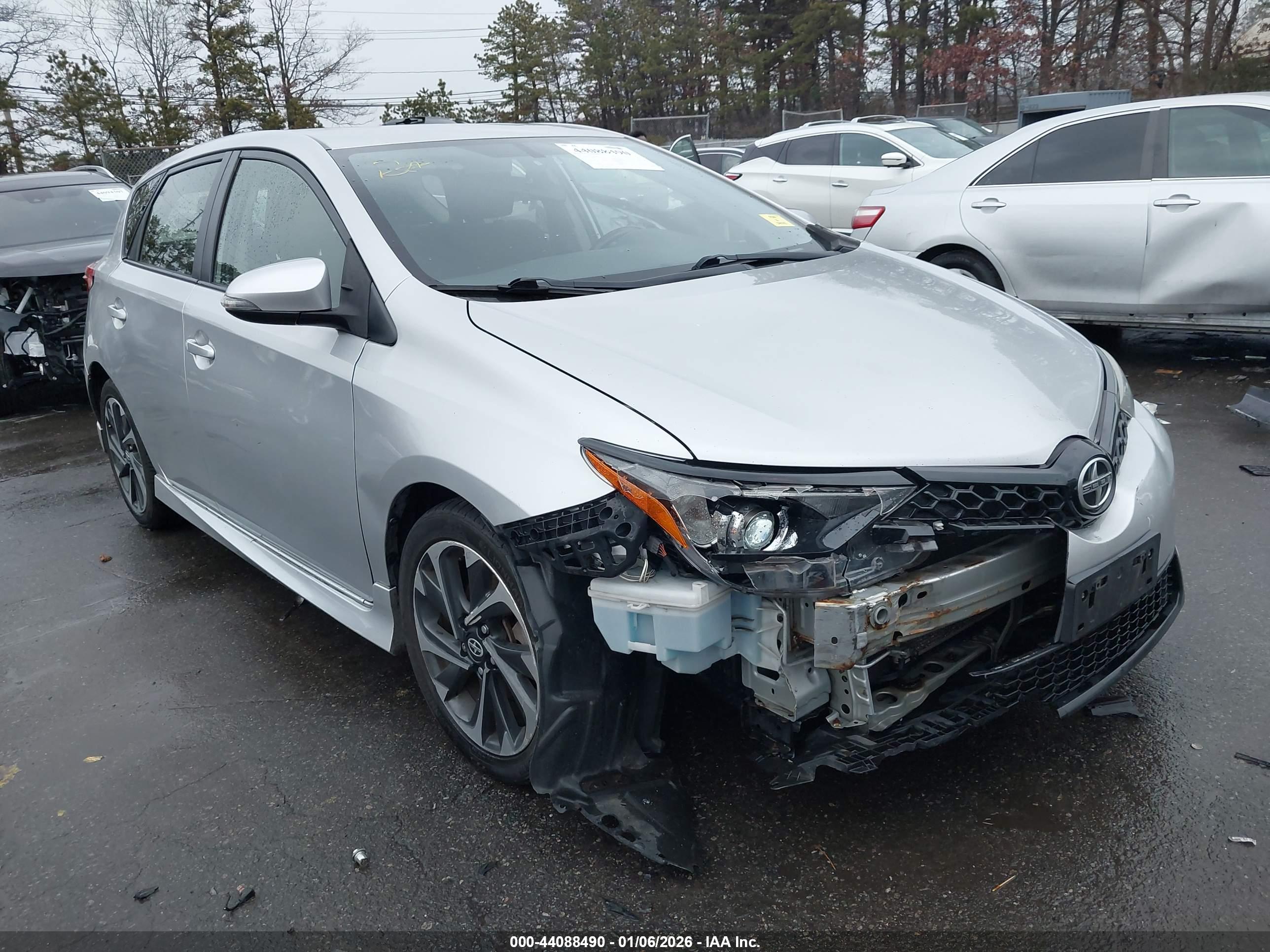 SCION IM image 6