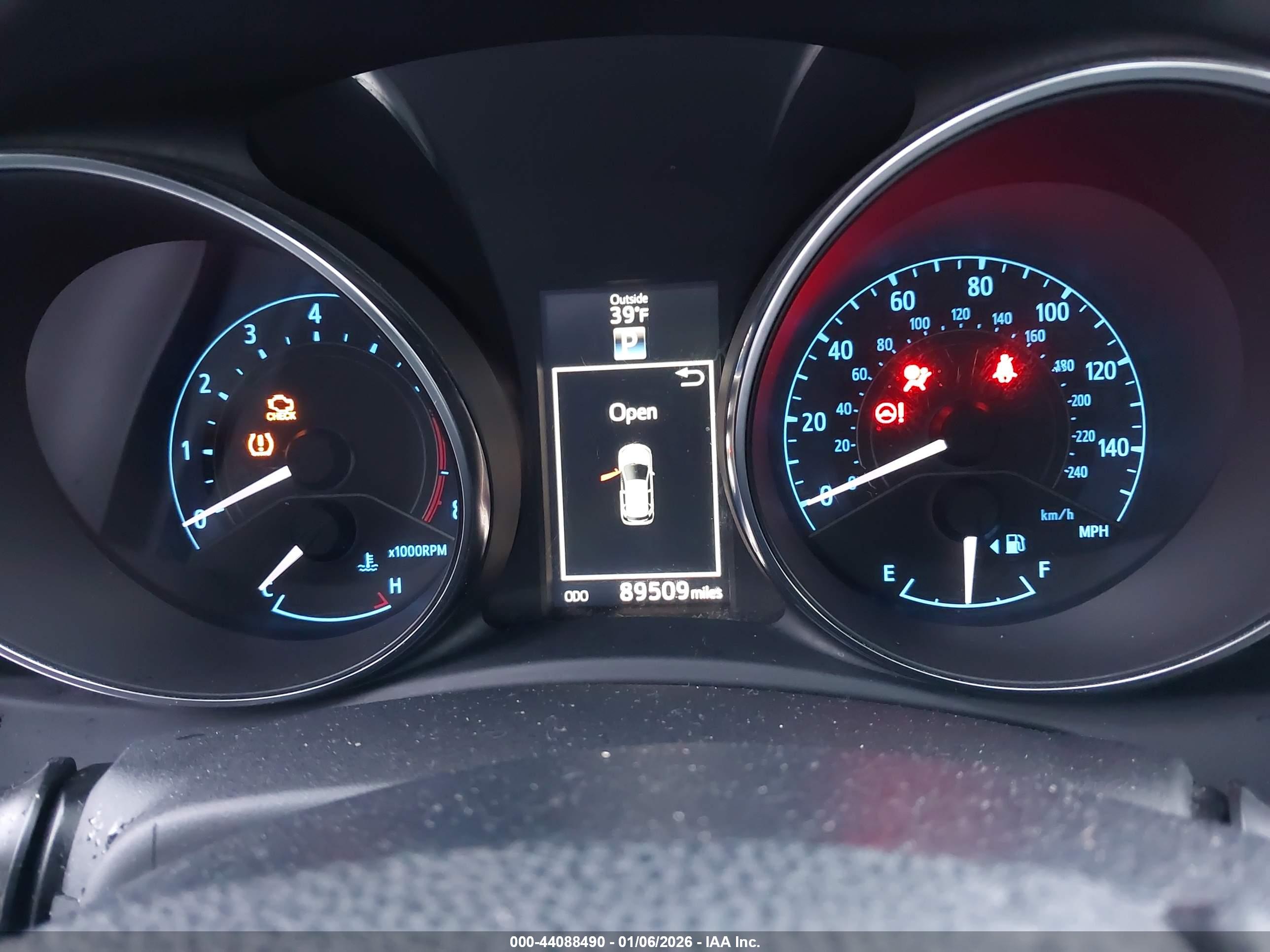 SCION IM image 7