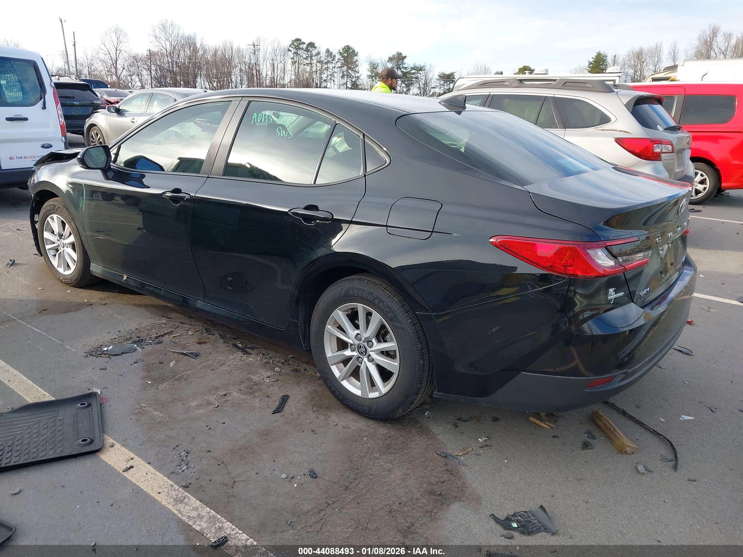 TOYOTA CAMRY image 3