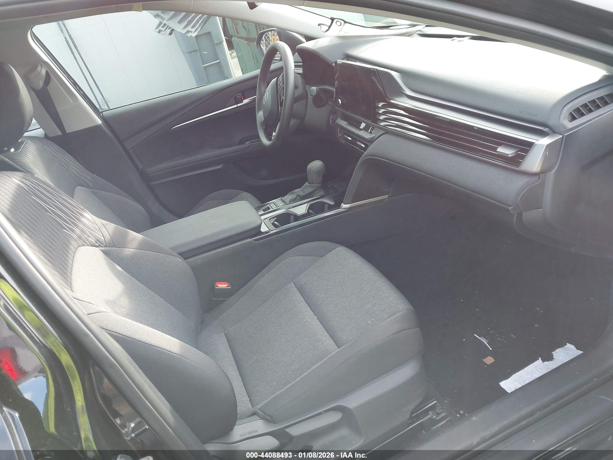TOYOTA CAMRY image 5