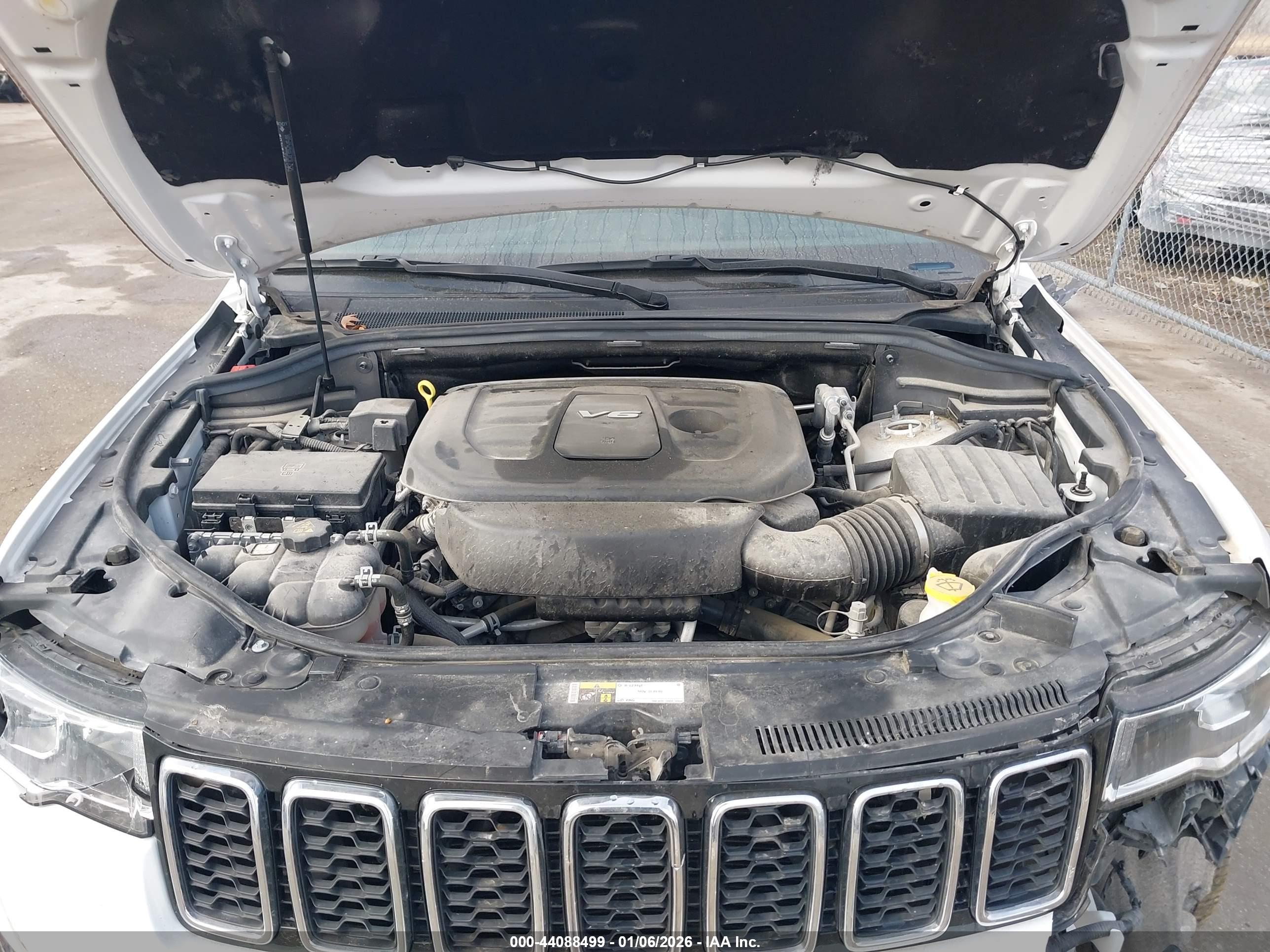 JEEP GRAND image 10