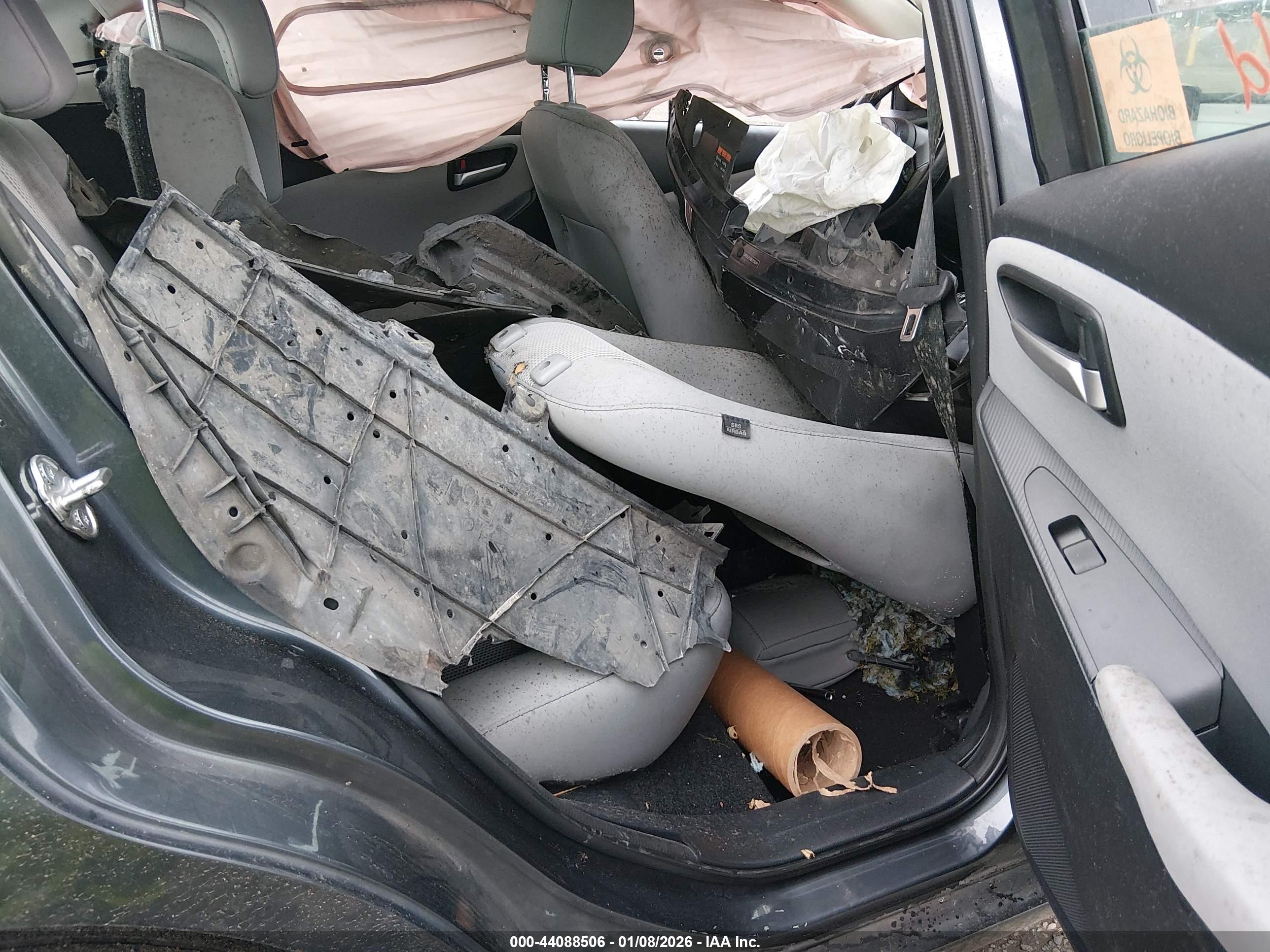 TOYOTA YARIS image 8