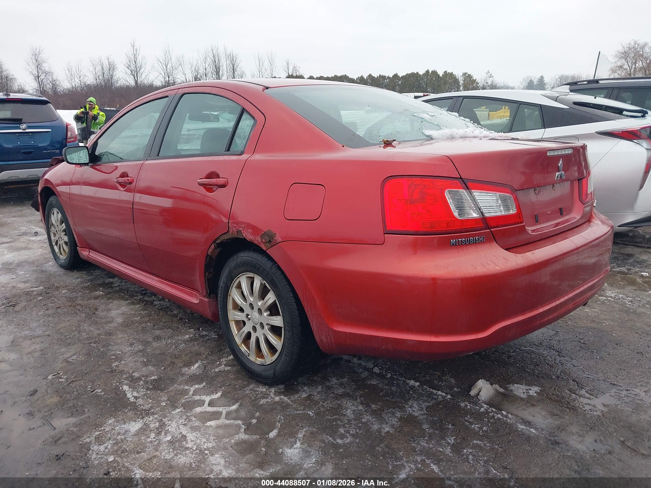 MITSUBISHI GALANT image 3