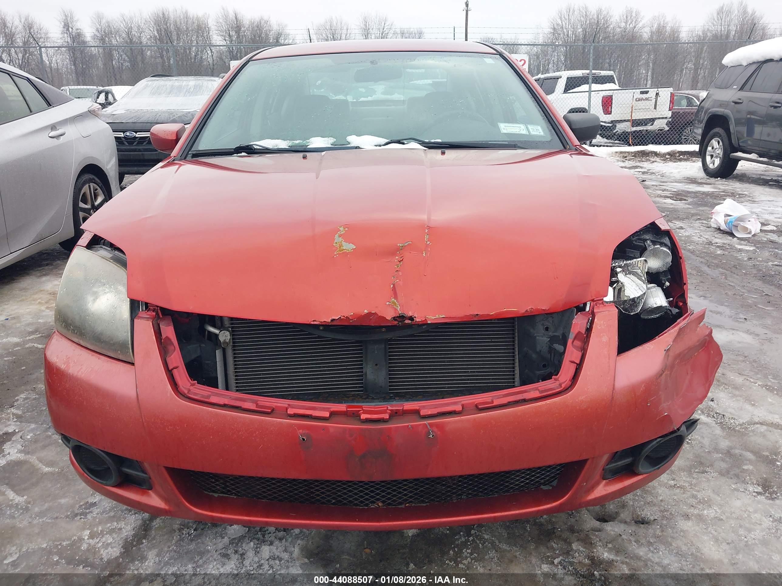 MITSUBISHI GALANT image 6