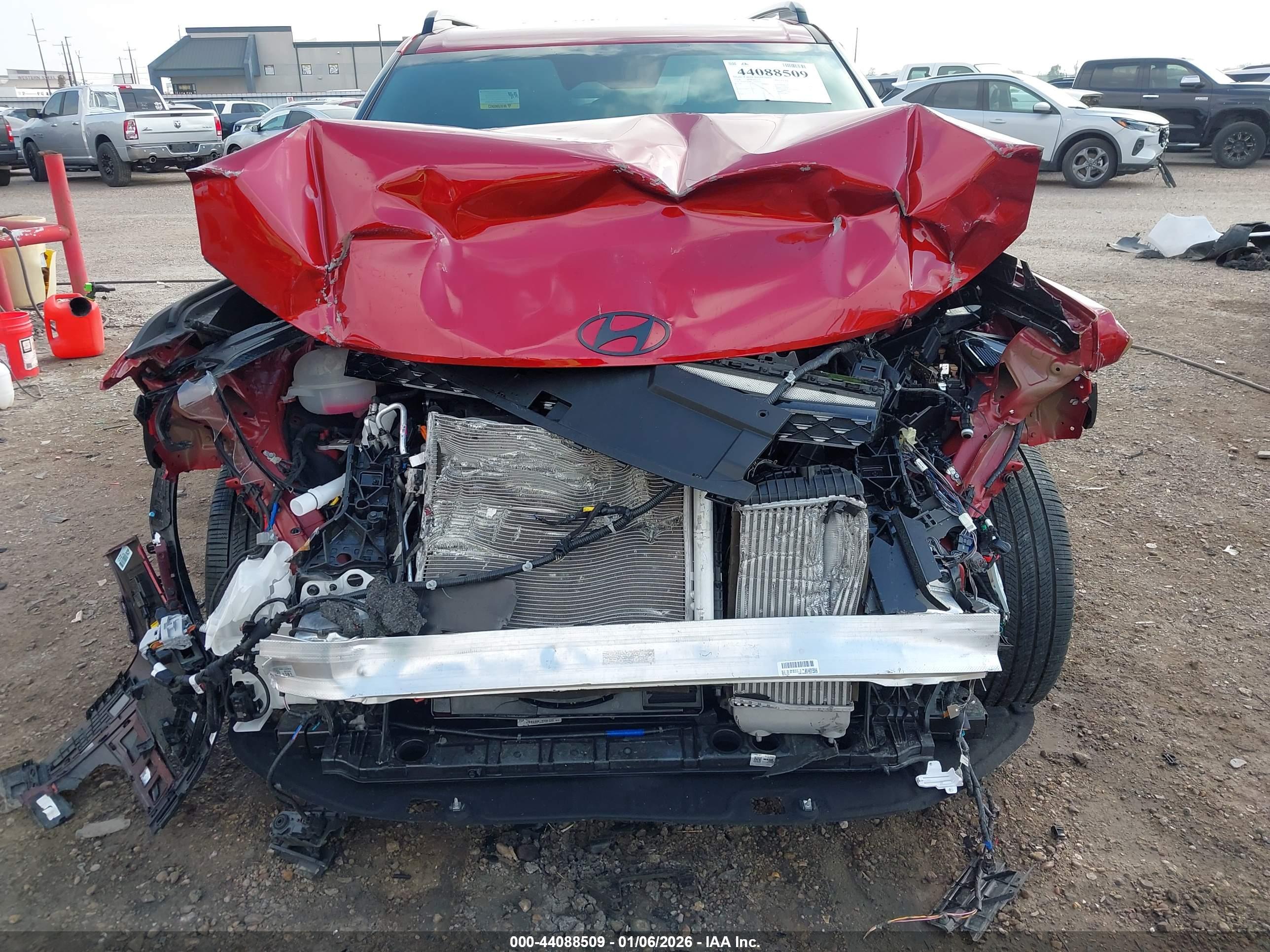 HYUNDAI SANTA image 6