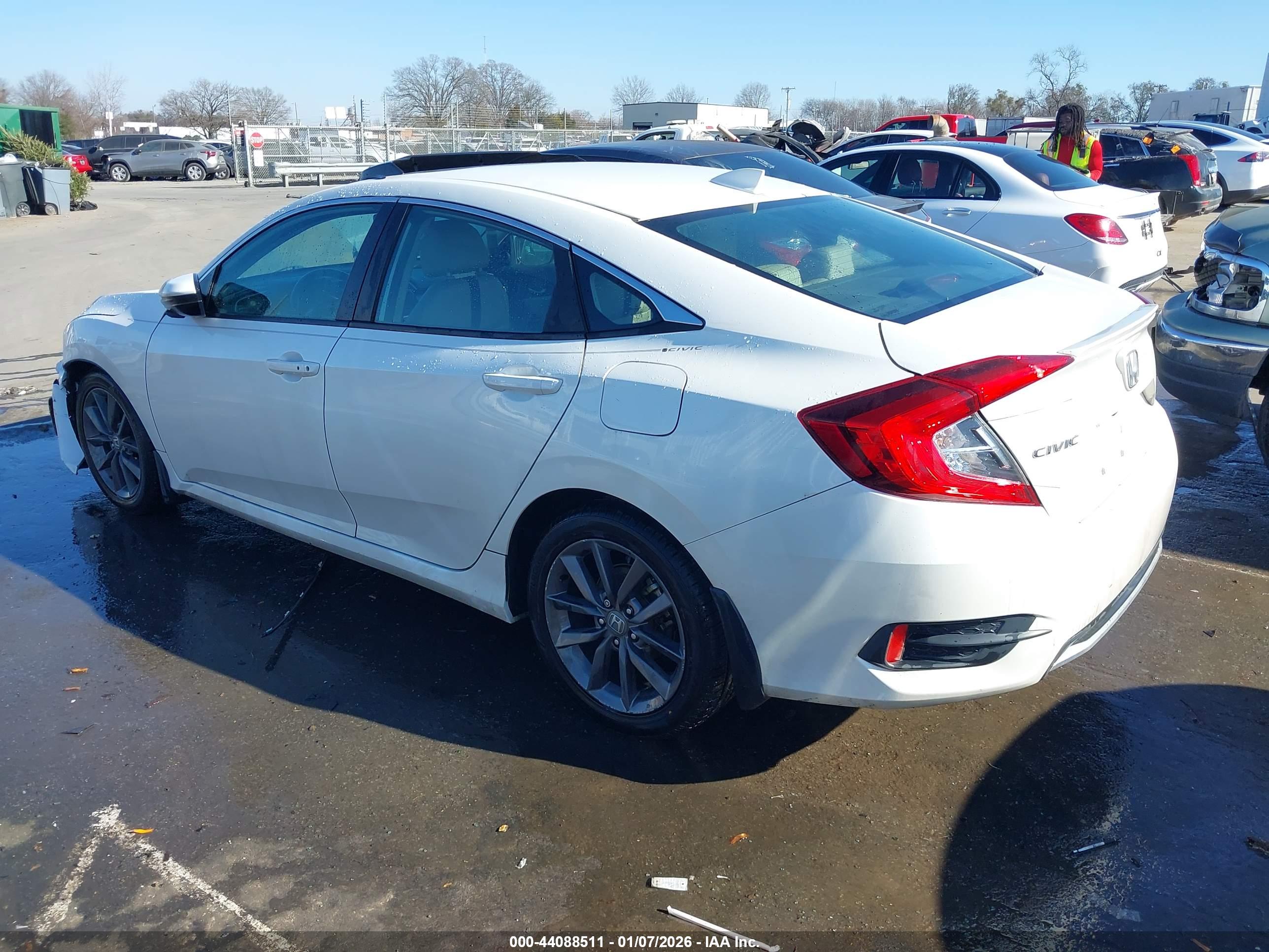 HONDA CIVIC image 3