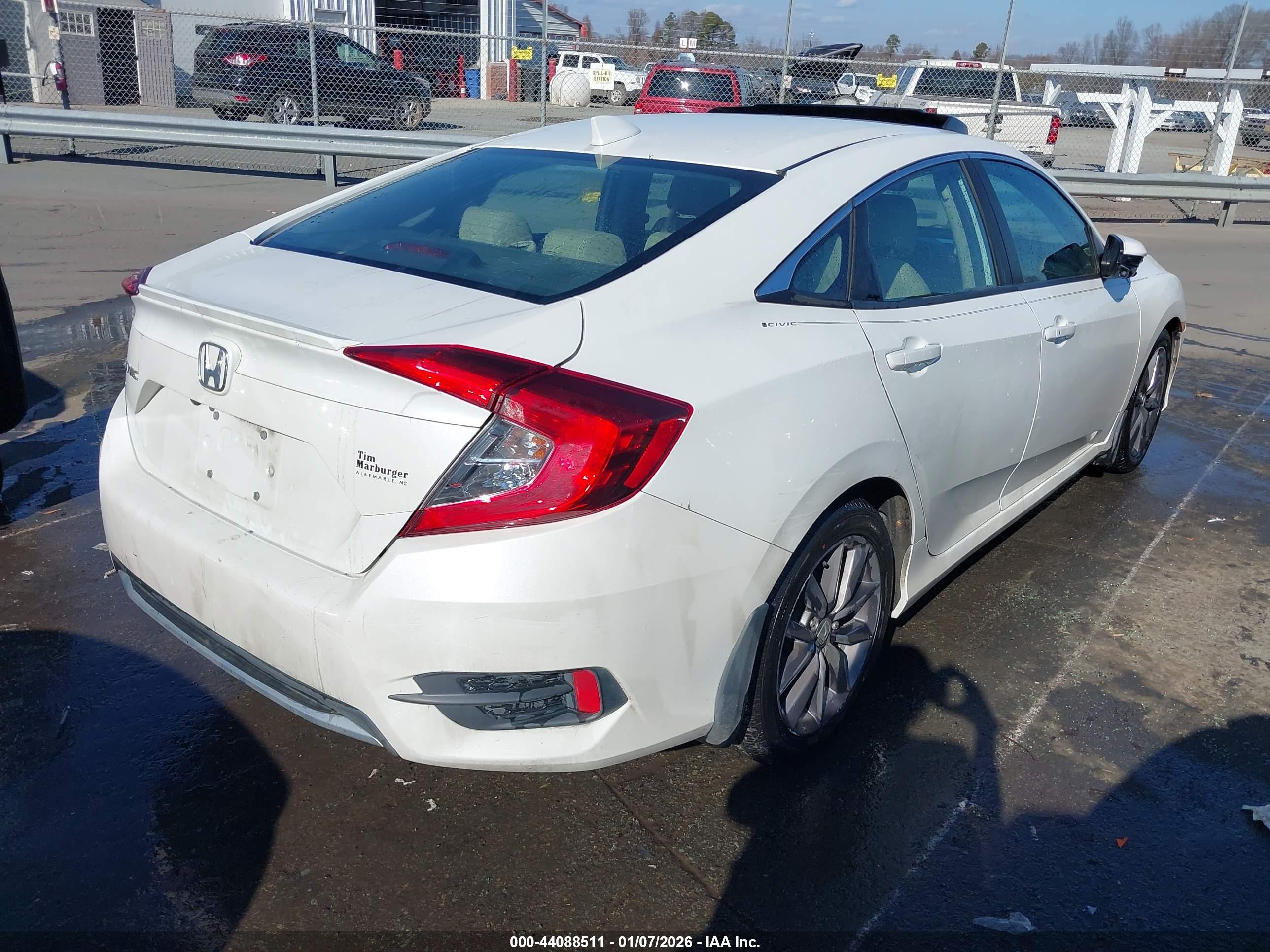 HONDA CIVIC image 4