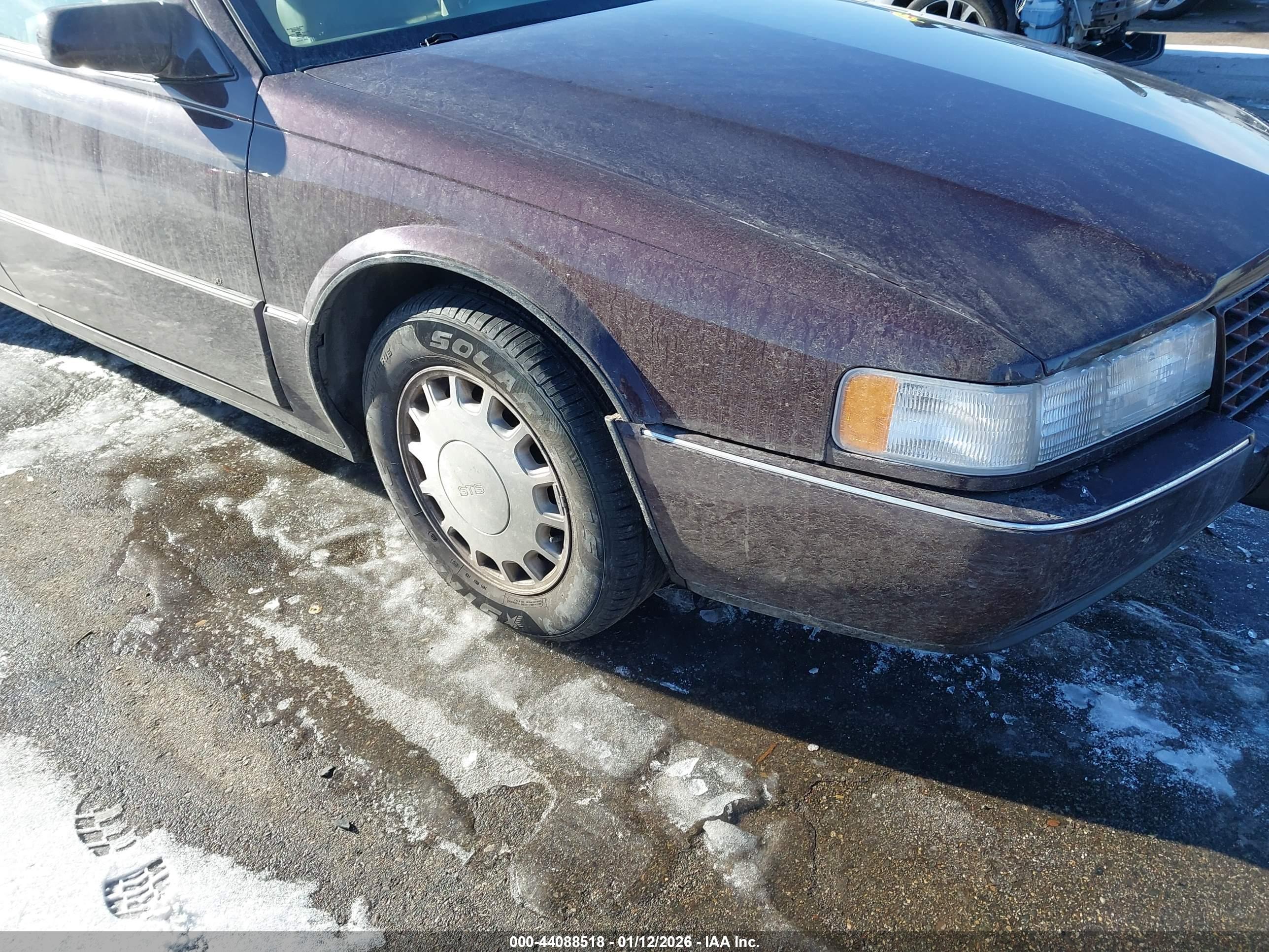 CADILLAC SEVILLE image 6