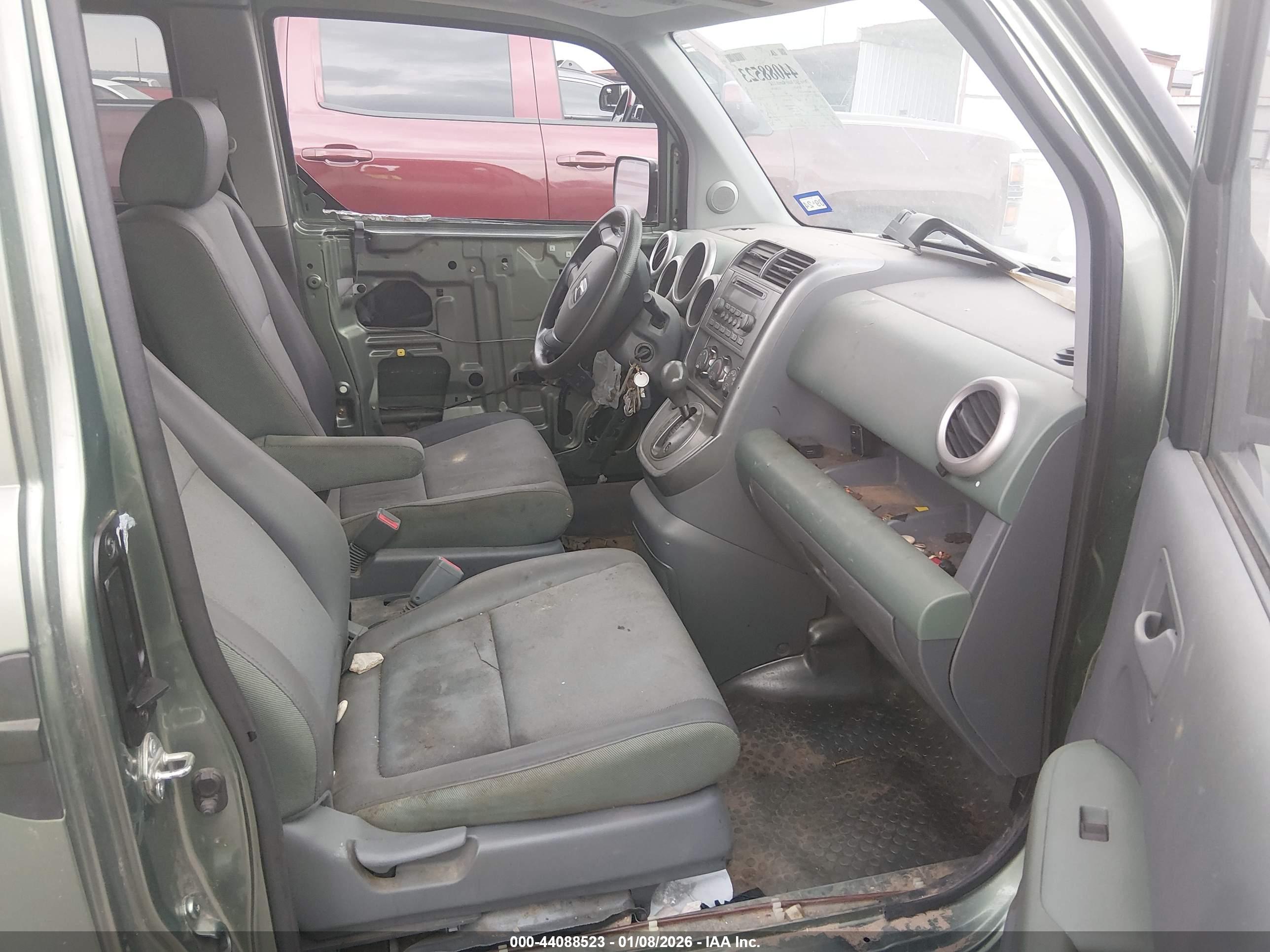 HONDA ELEMENT image 5
