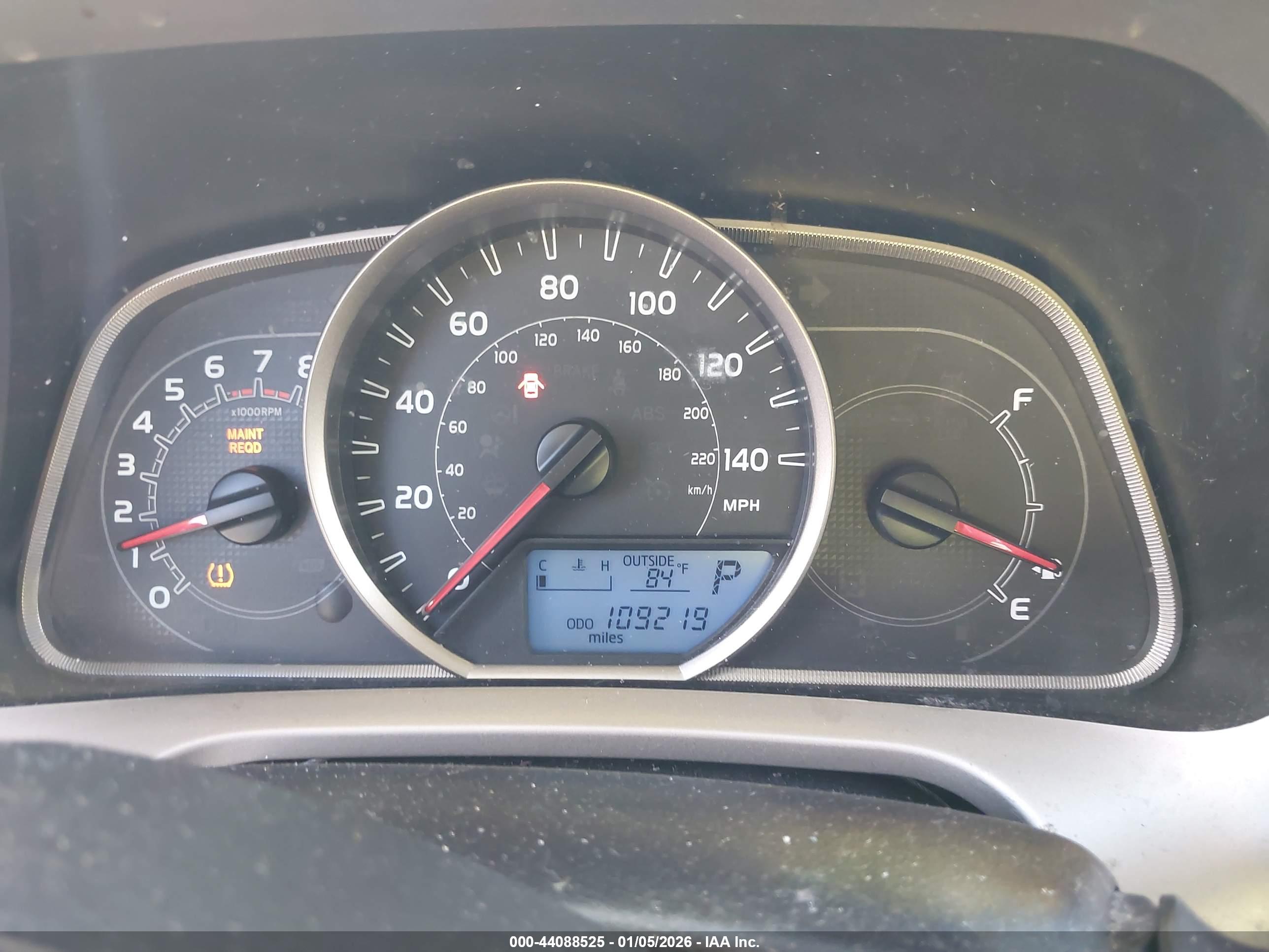 TOYOTA RAV4 image 7